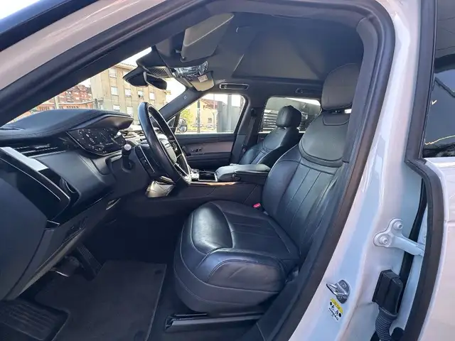 Land Rover Range Rover Sport view 6