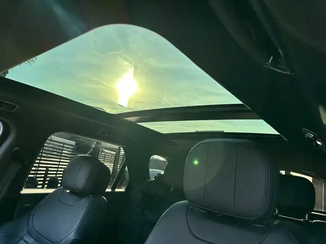 Land Rover Range Rover Sport view 15