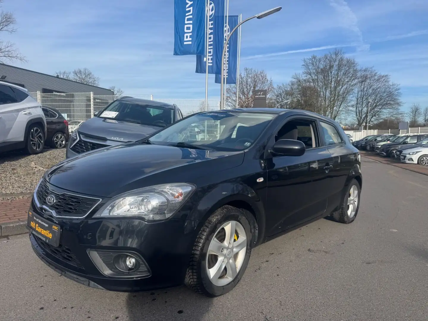 Kia Ceed / cee'd EDITION 7/2.HD/NAVI/KLIMAAUT/ALU/SHZ/R.KAM/AHK/ Schwarz - 1