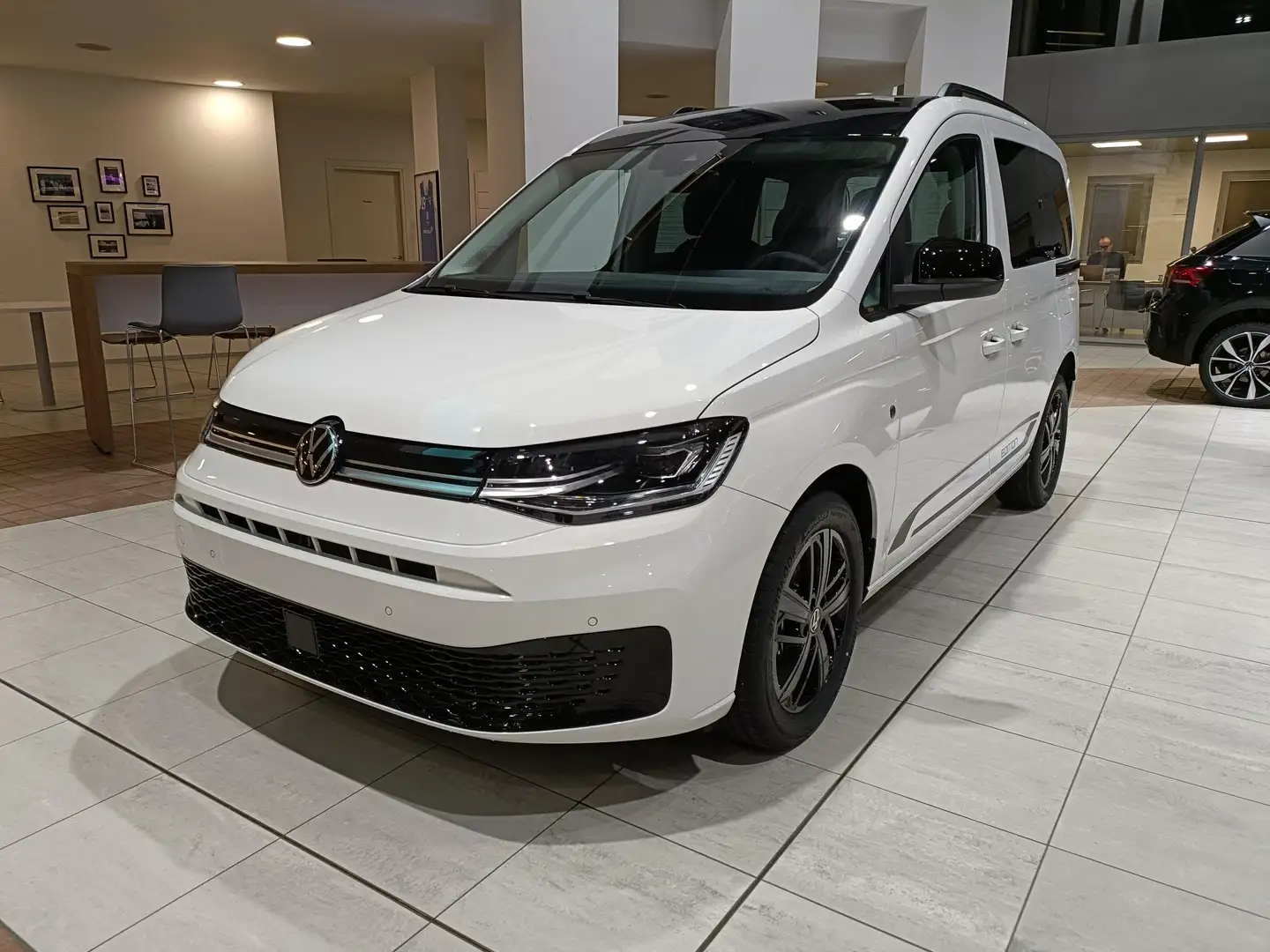 Volkswagen Caddy Edition 2.0 tdi 122cv DSG Pronta consegna Bianco - 1