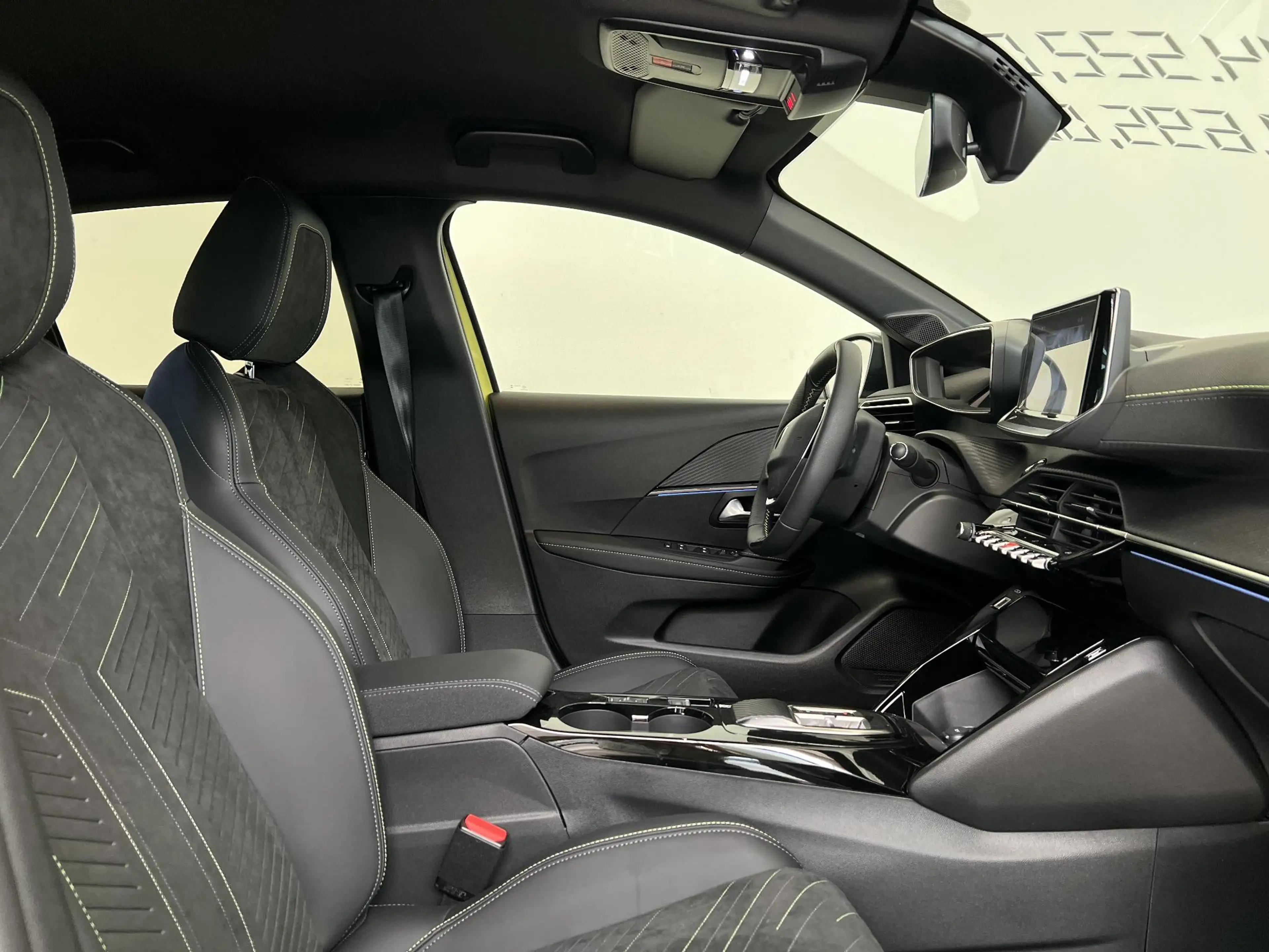 Peugeot e-208 EV GT 51 kWh | Long range | Stoelverwarming & Mass — photo 5