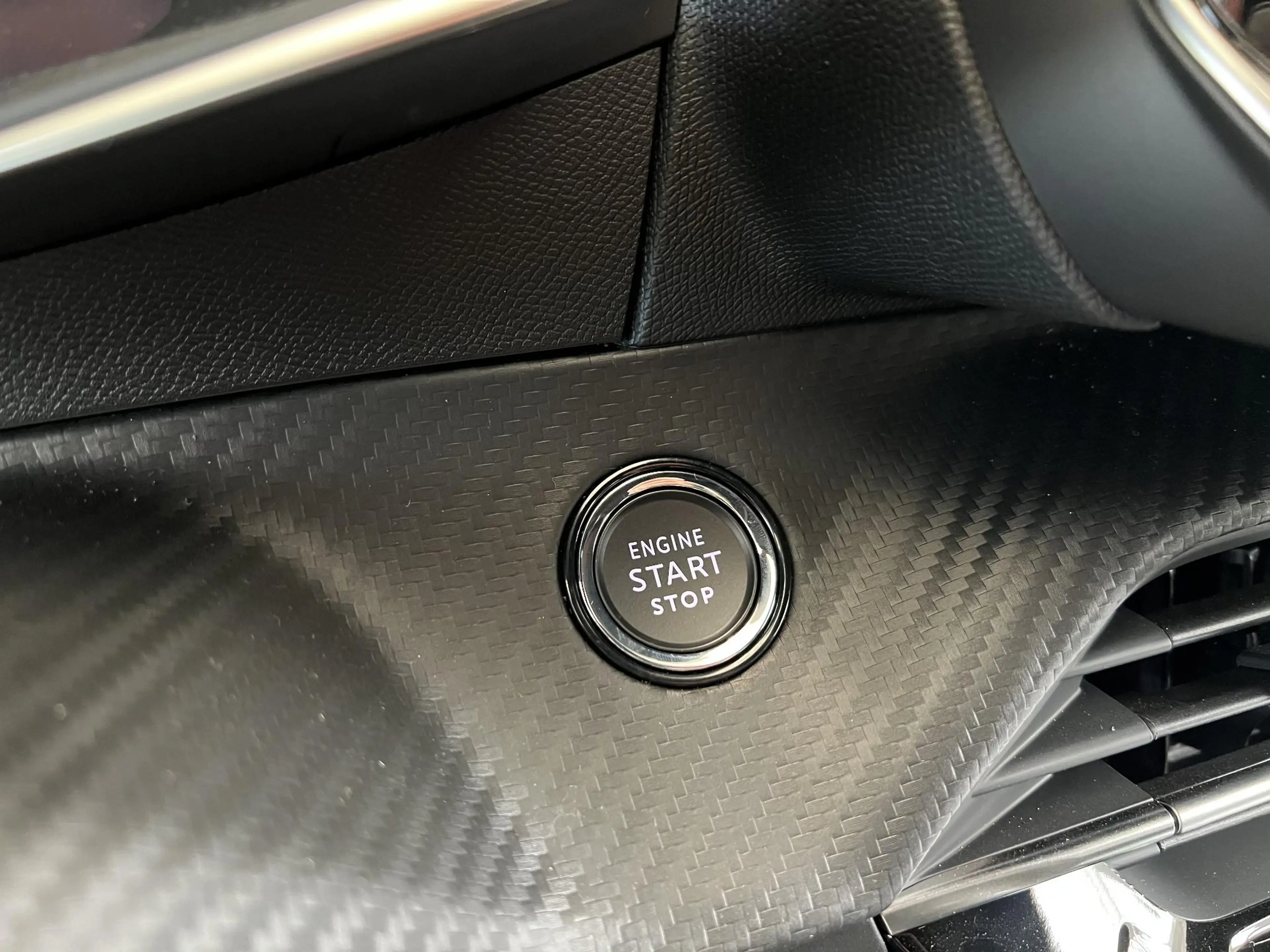 Peugeot e-208 EV GT 51 kWh | Long range | Stoelverwarming & Mass — photo 14