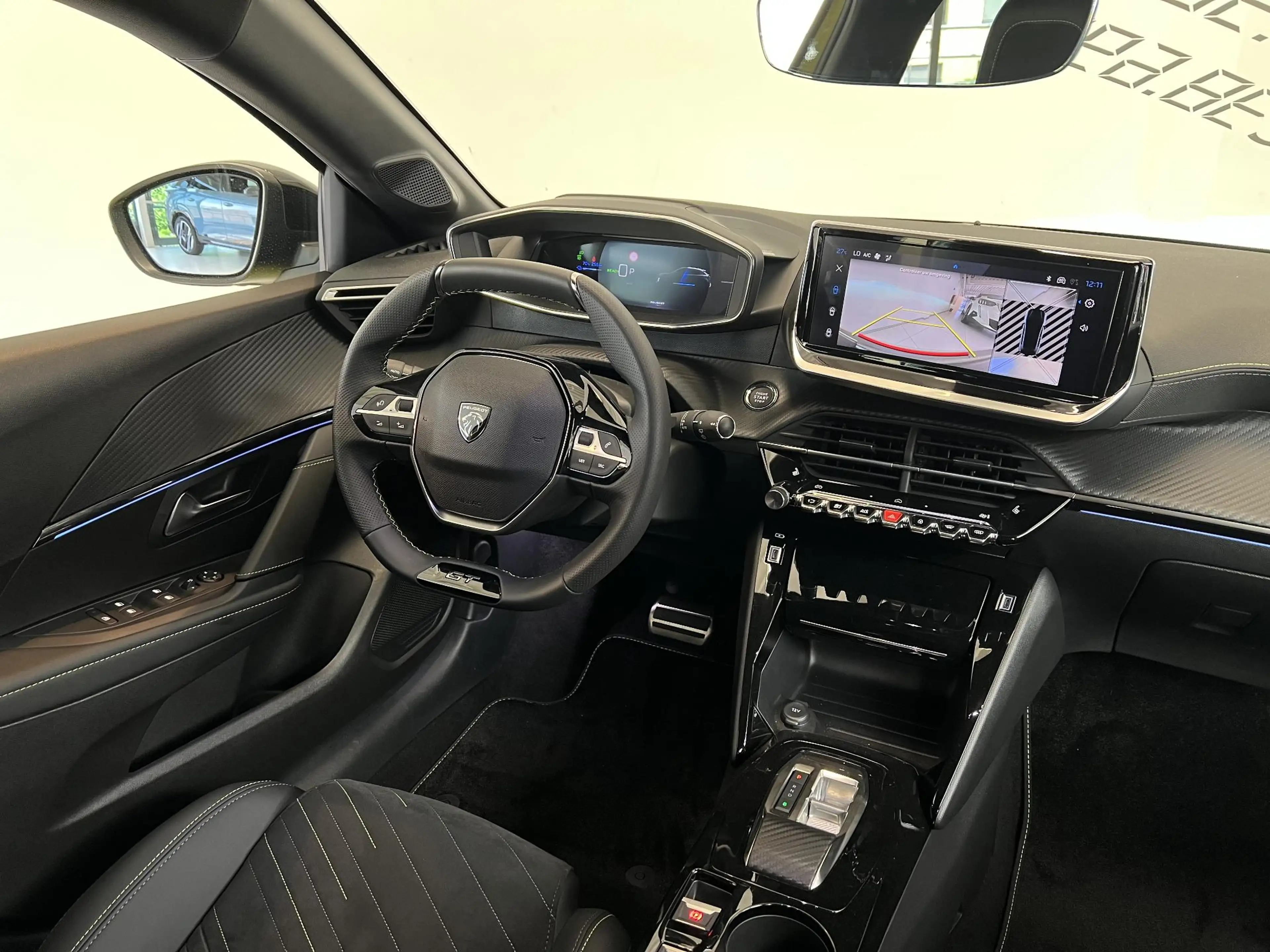Peugeot e-208 EV GT 51 kWh | Long range | Stoelverwarming & Mass — photo 10