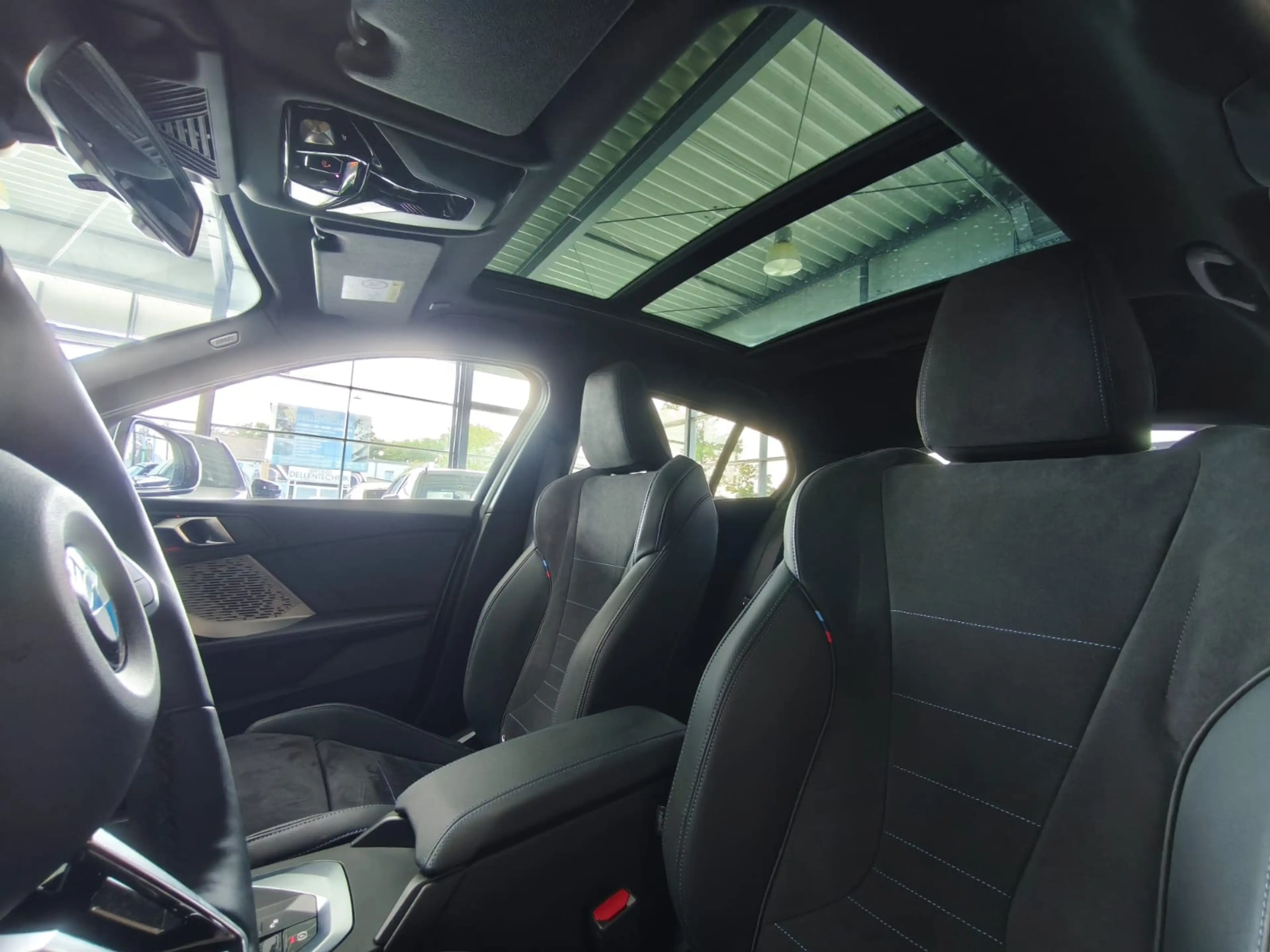 BMW 120 i M Sport Dr.As+/19"/ACC/PANO — photo 9
