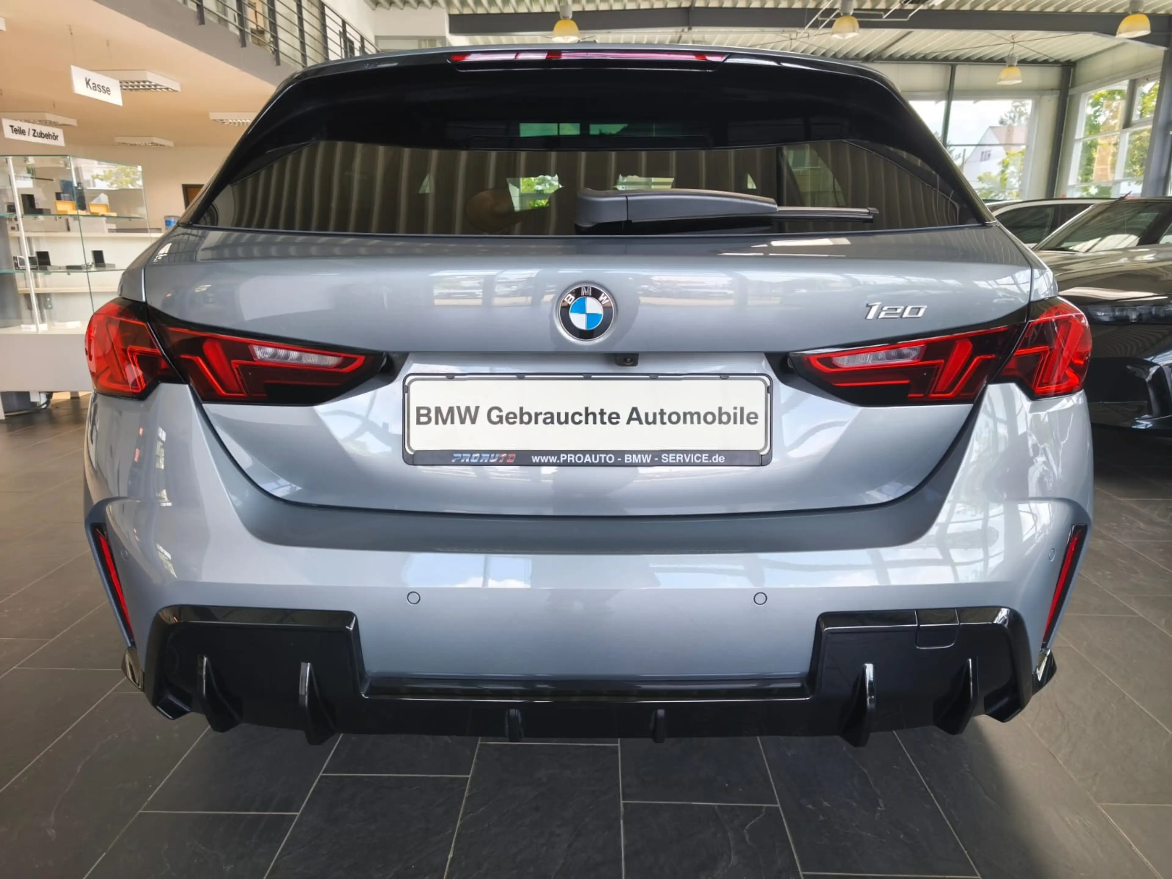 BMW 120 i M Sport Dr.As+/19"/ACC/PANO — photo 5