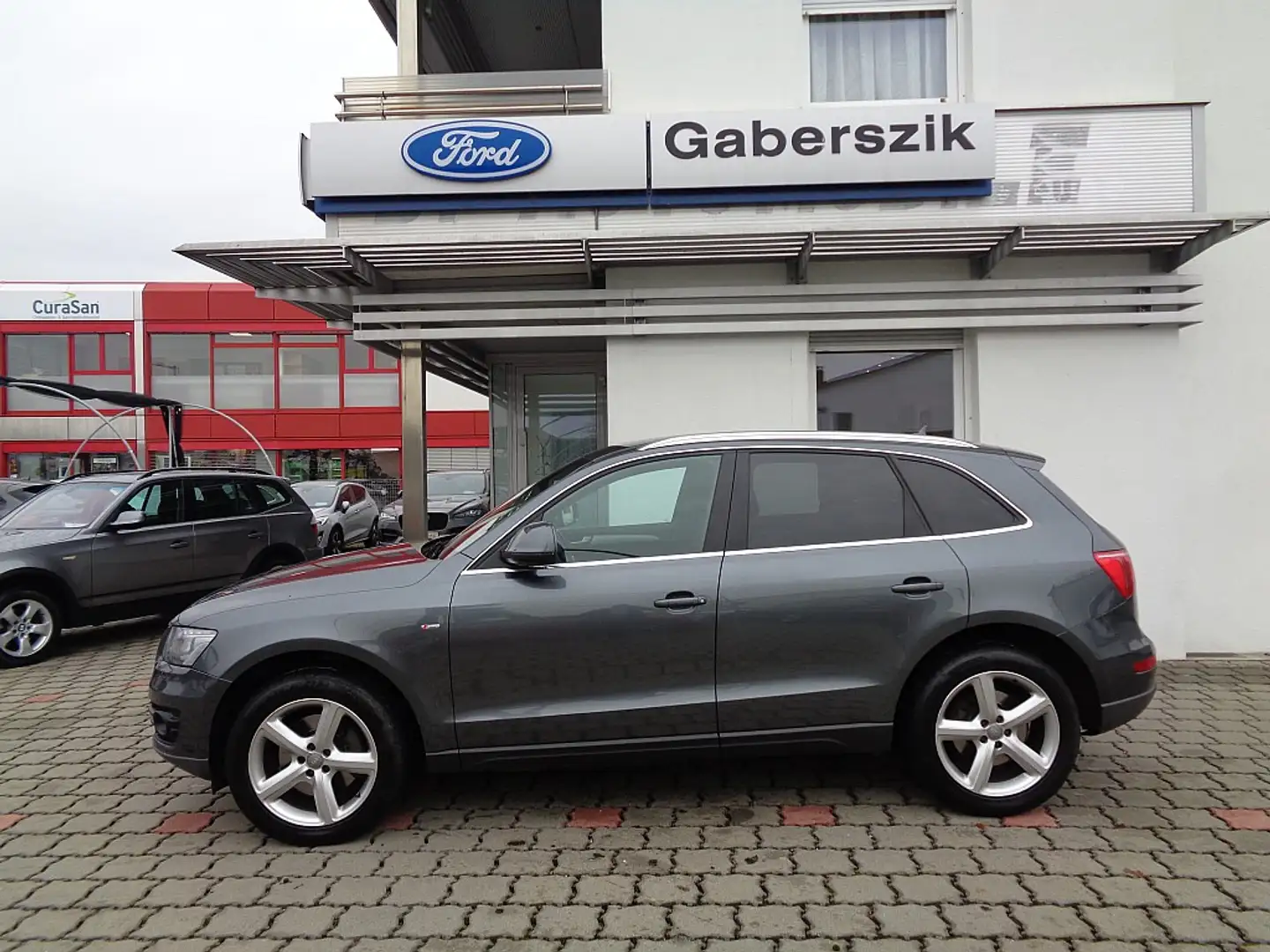 Audi Q5 3,0 TDI quattro DPF S-tronic Grau - 2
