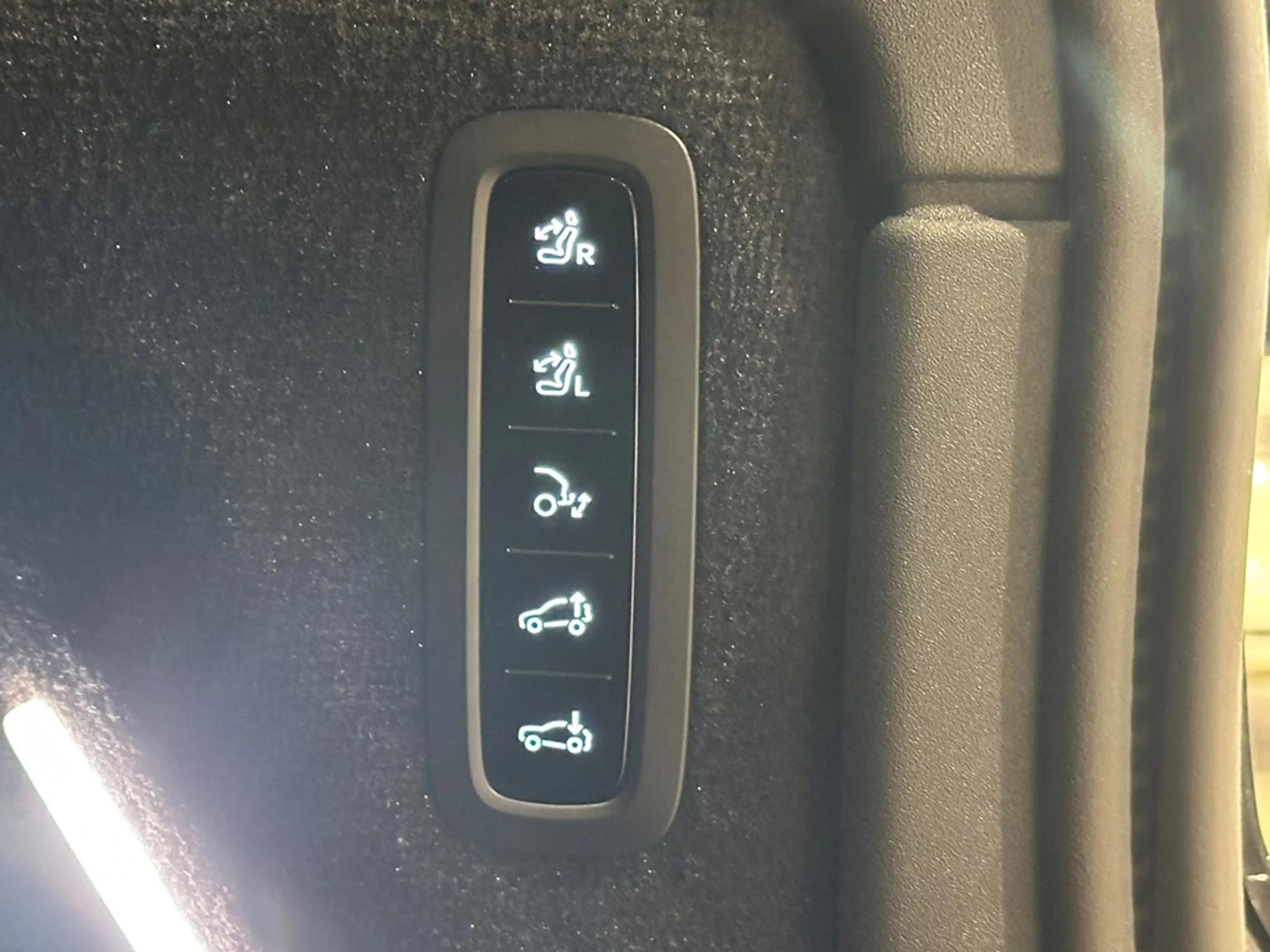 Volvo EX90 Ultra Twin Motor Performan + LUCHTVERING/TREKHAAK/ — photo 14