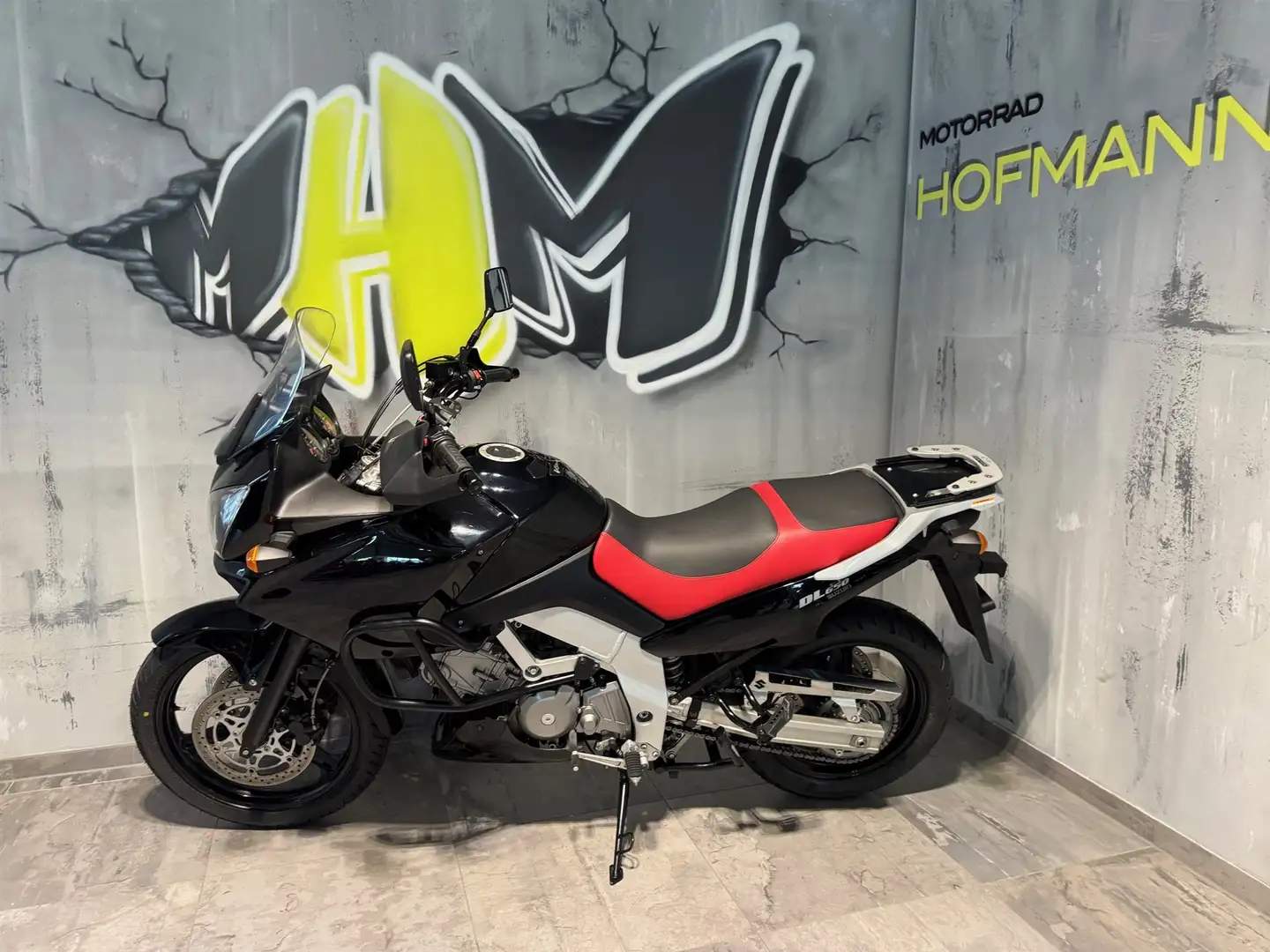 Suzuki V-Strom 650 Zwart - 2