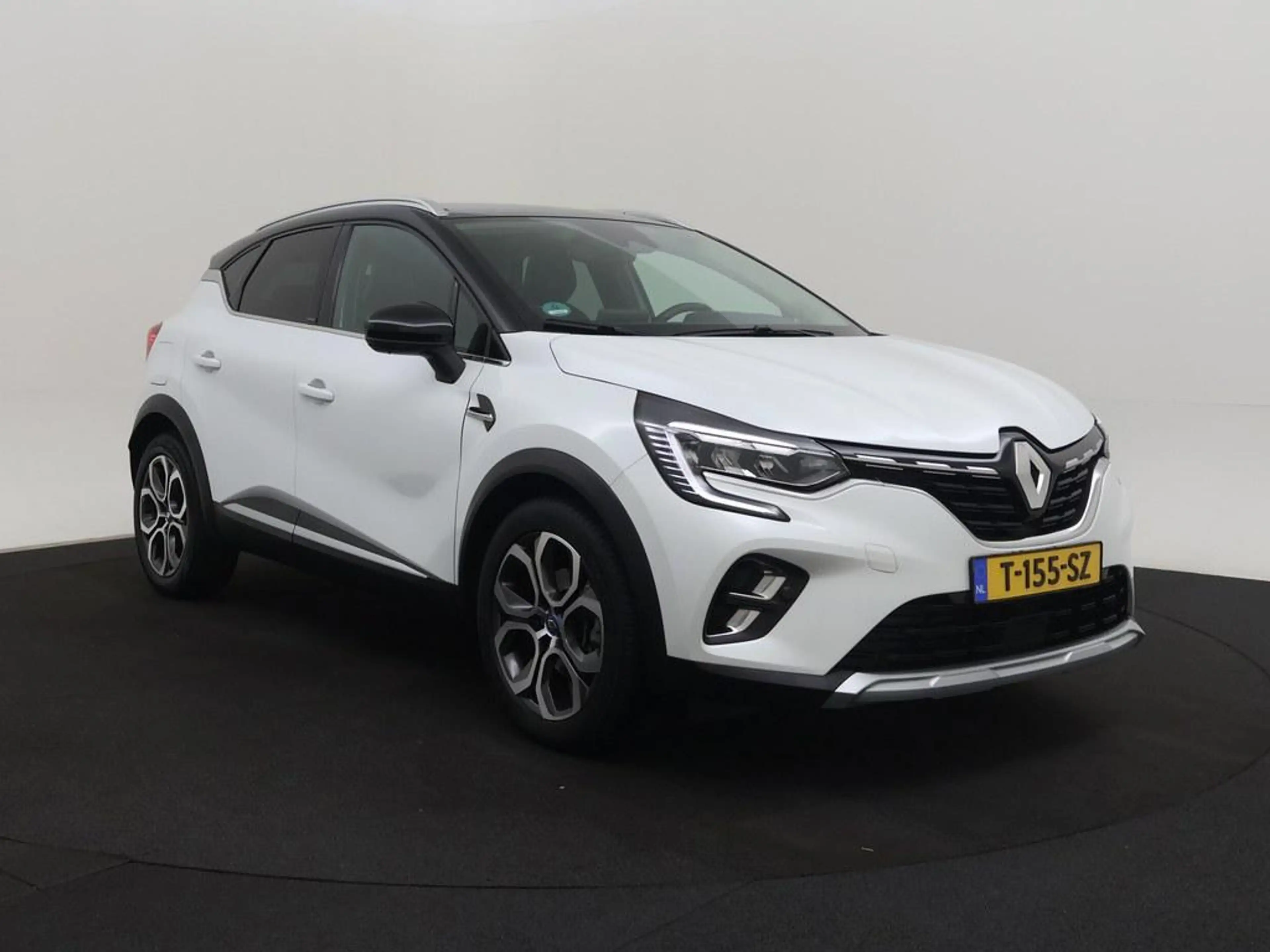 Renault Captur 1.6 E-Tech Plug-in Hybrid 160pk Intens Camera/Nav/ — photo 21