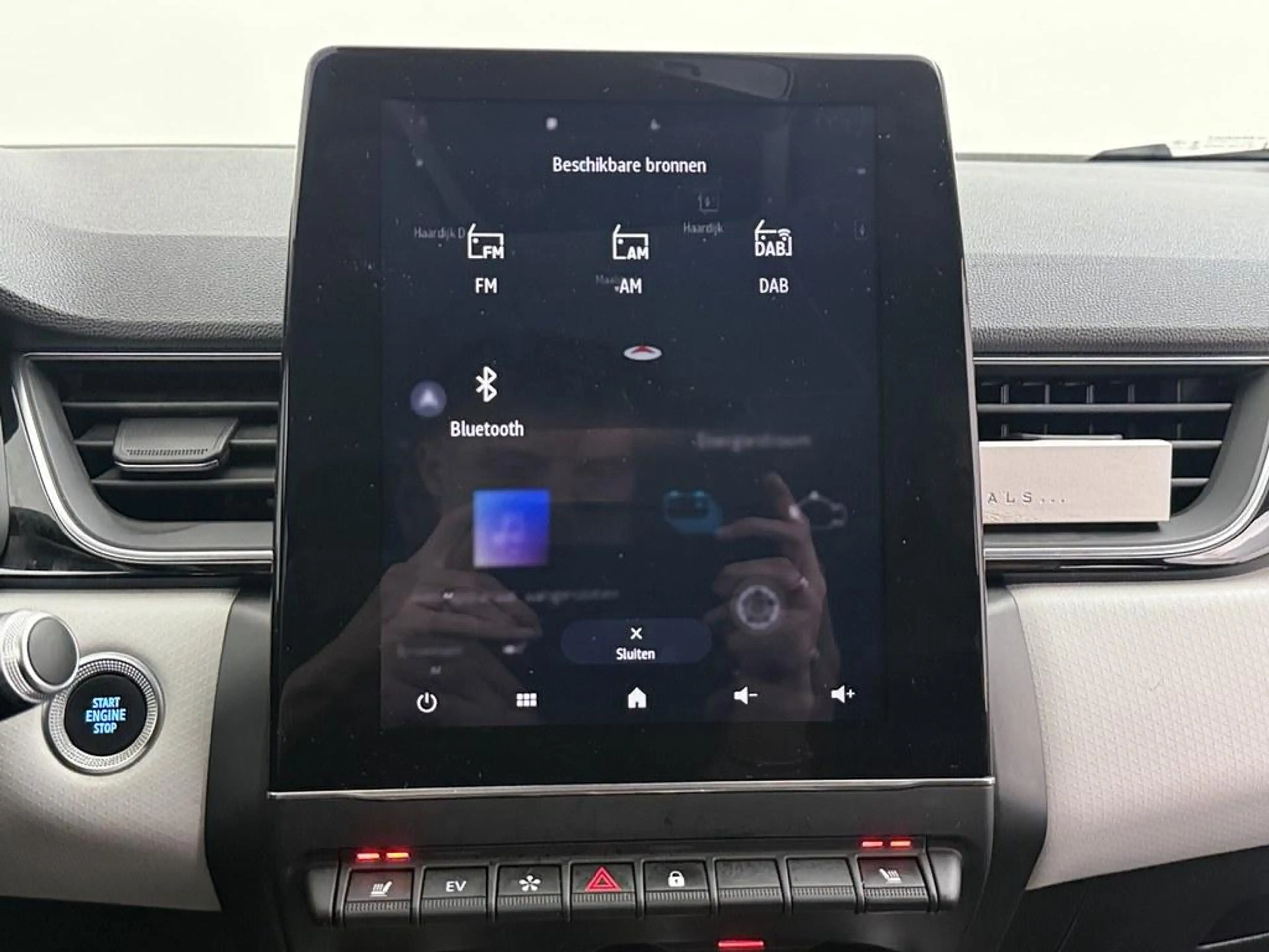 Renault Captur 1.6 E-Tech Plug-in Hybrid 160pk Intens Camera/Nav/ — photo 14