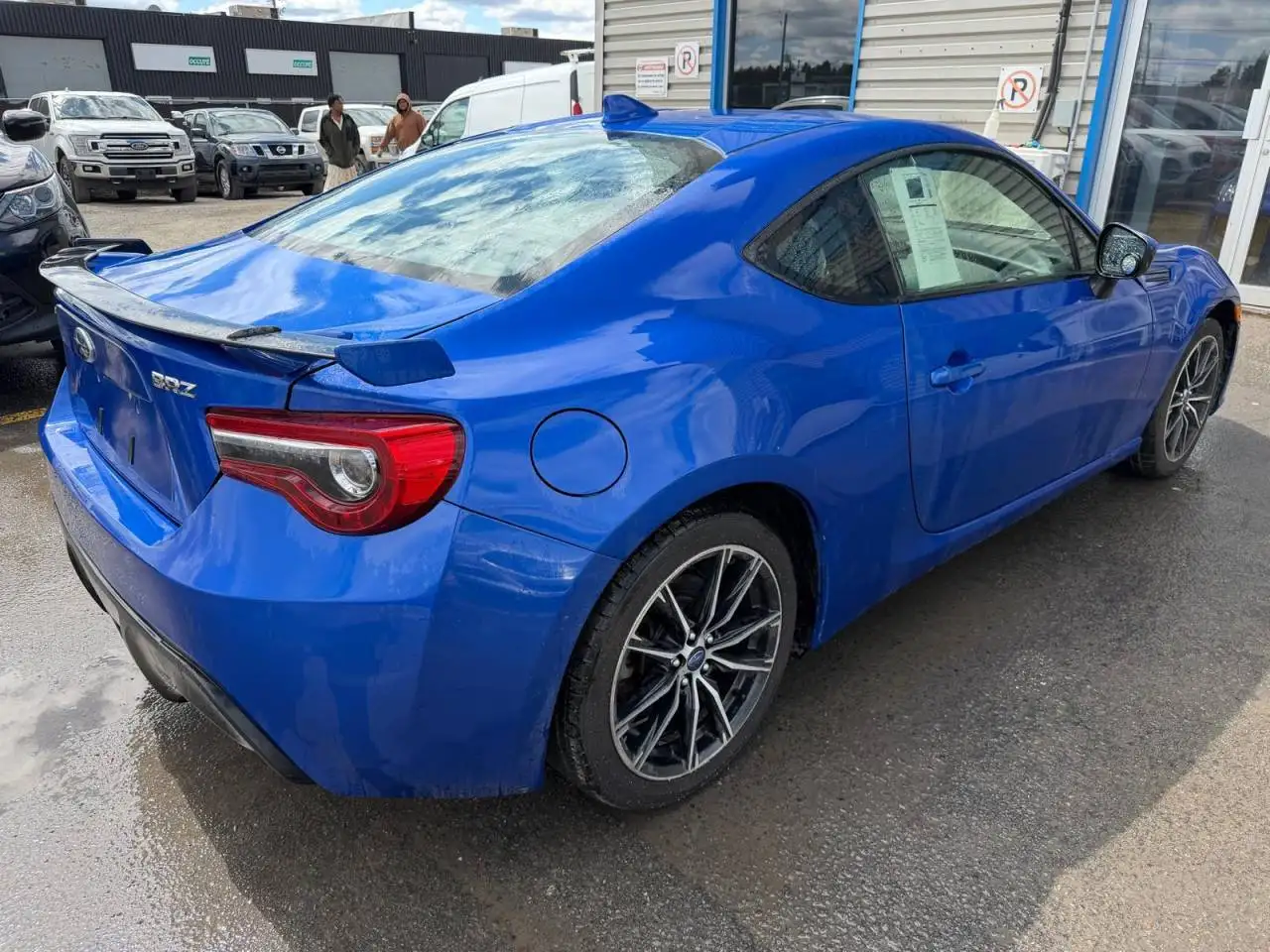 Subaru BRZ снимка Subaru BRZ