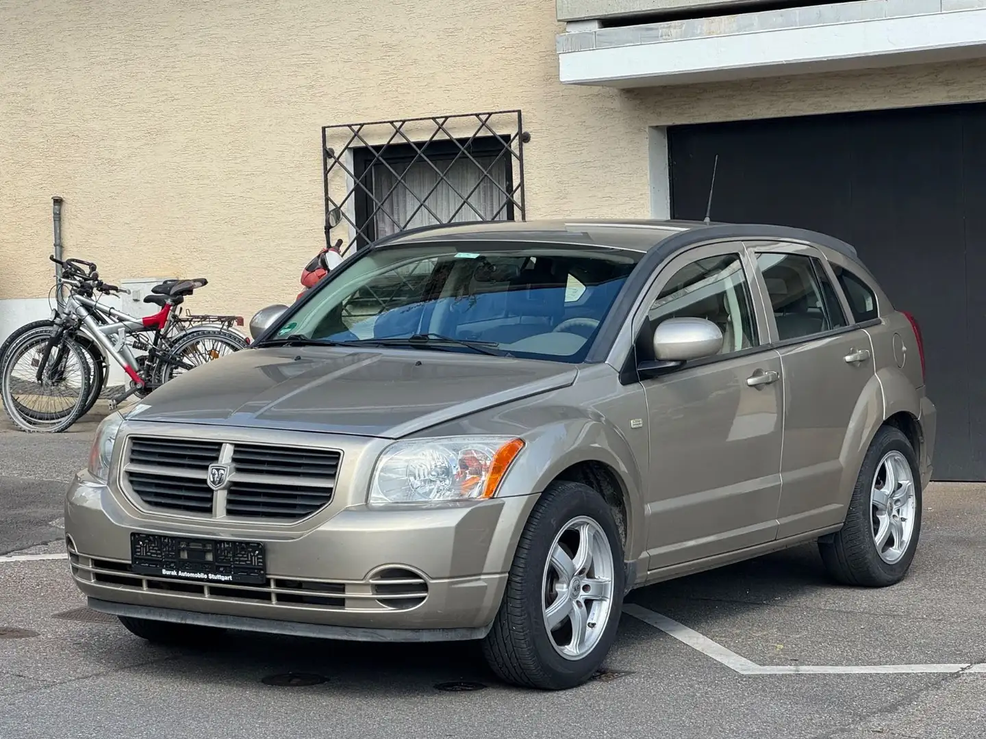Dodge Caliber SE Gold - 1