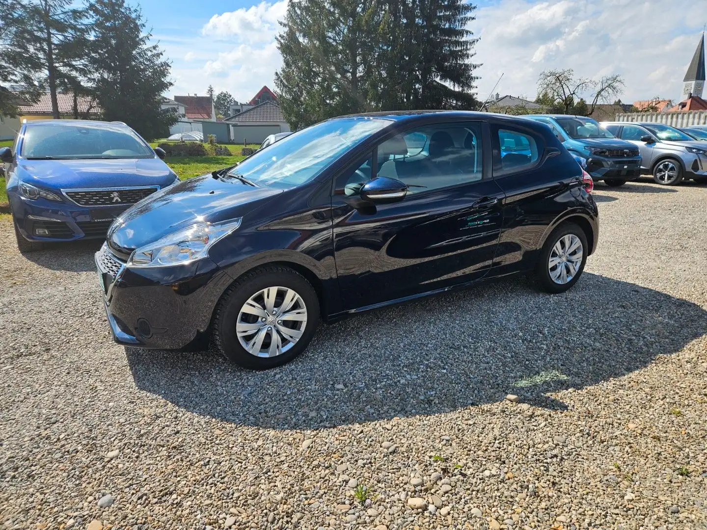 Peugeot 208 Active Bleu - 1