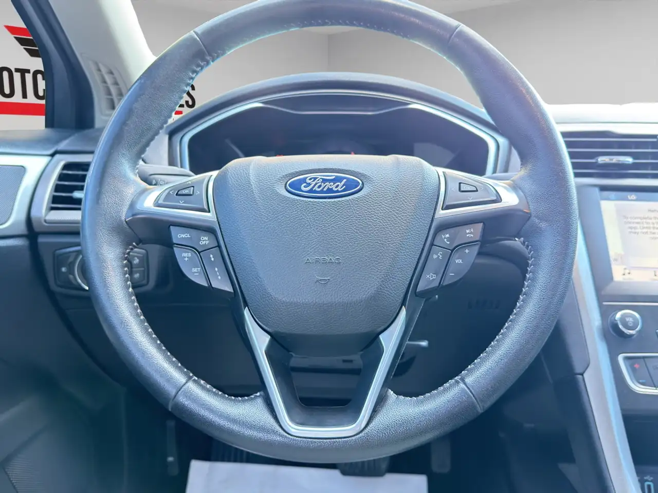 Ford Fusion снимка Ford Fusion