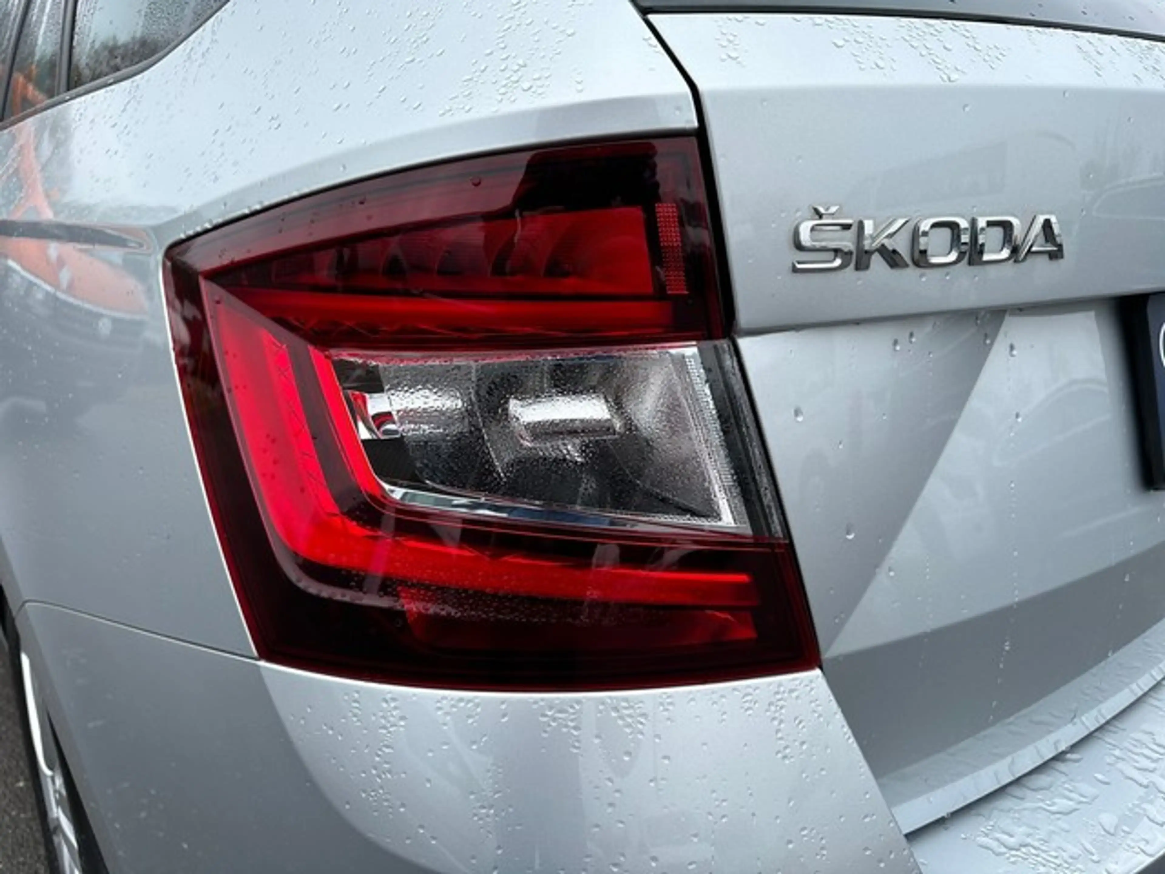Skoda Fabia Combi 1.0TSI DSG Style BI-LED+NAVI+TEMPOMAT — photo 10