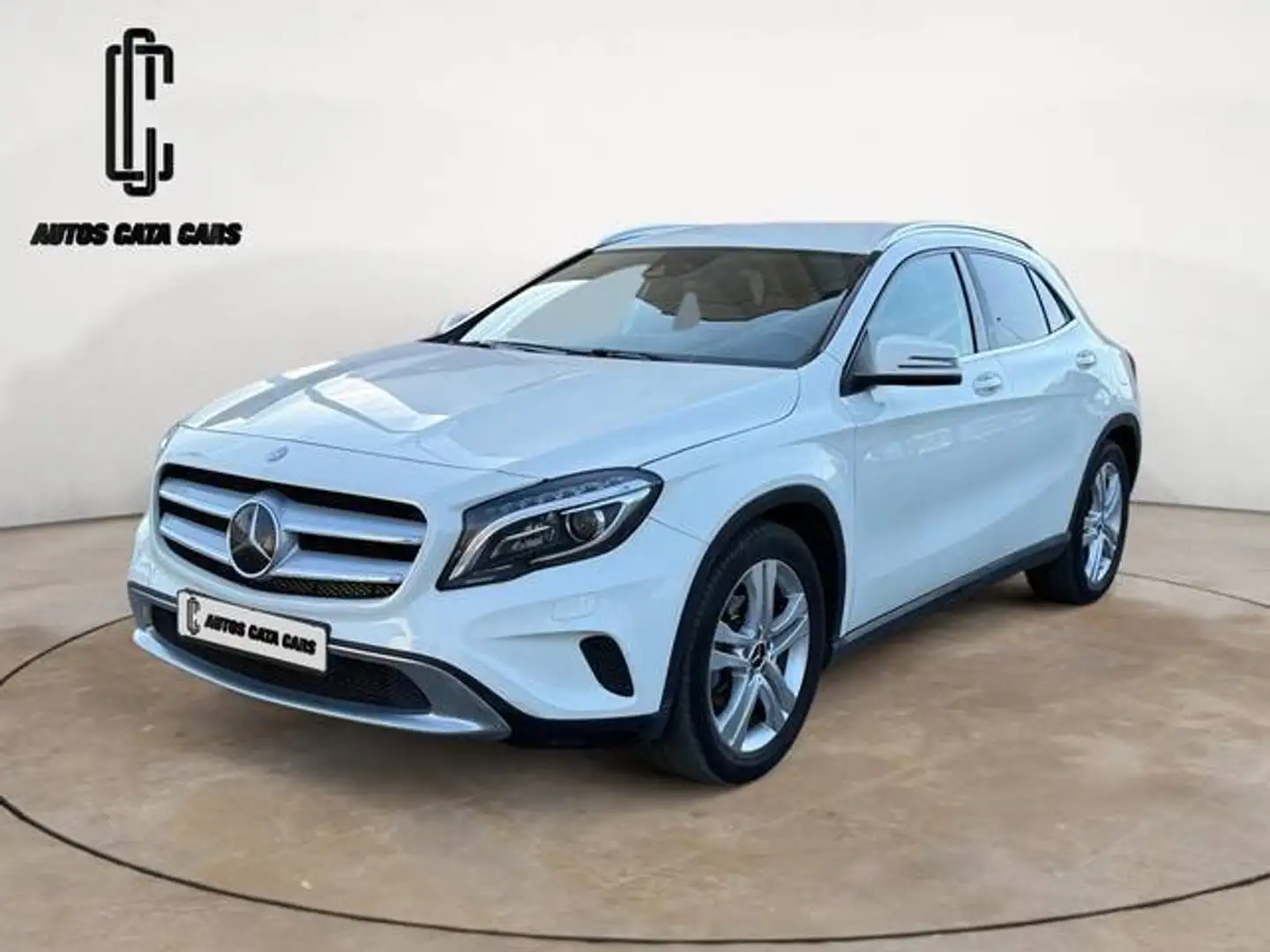 Mercedes-Benz GLA 200 200d Urban 7G-DCT Blanco - 2