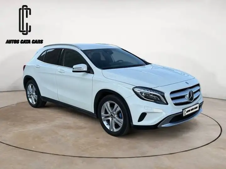 Mercedes-Benz GLA 2016