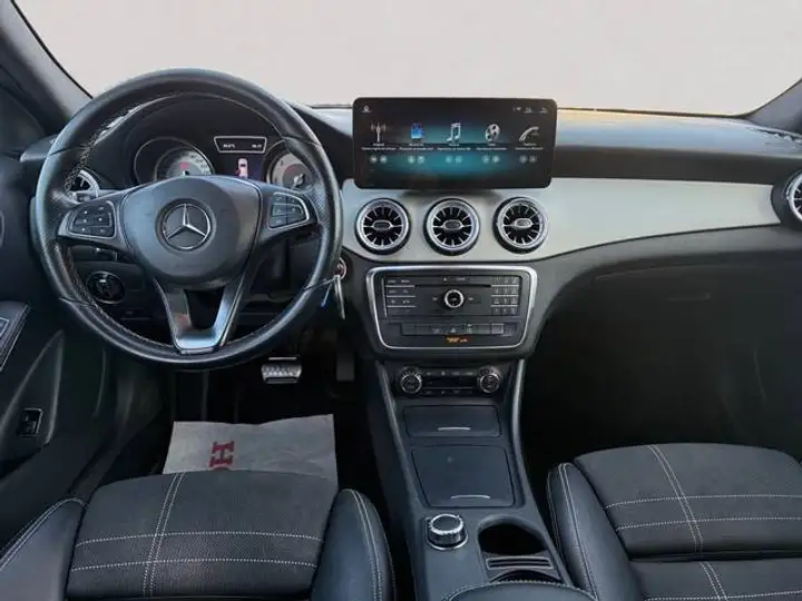 Mercedes-Benz GLA 2016, foto 13
