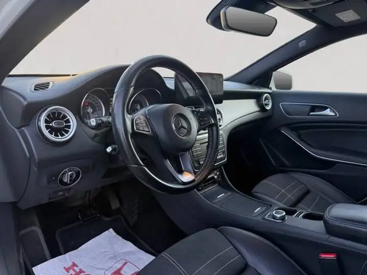 Mercedes-Benz GLA 2016, foto 9