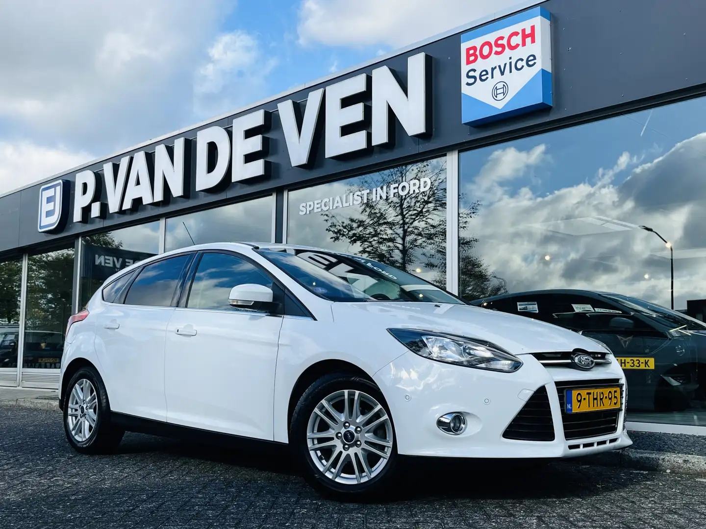 Ford Focus 1.0 EcoBoost Titanium Edition Plus 125pk/92kW 6-ba Wit - 1