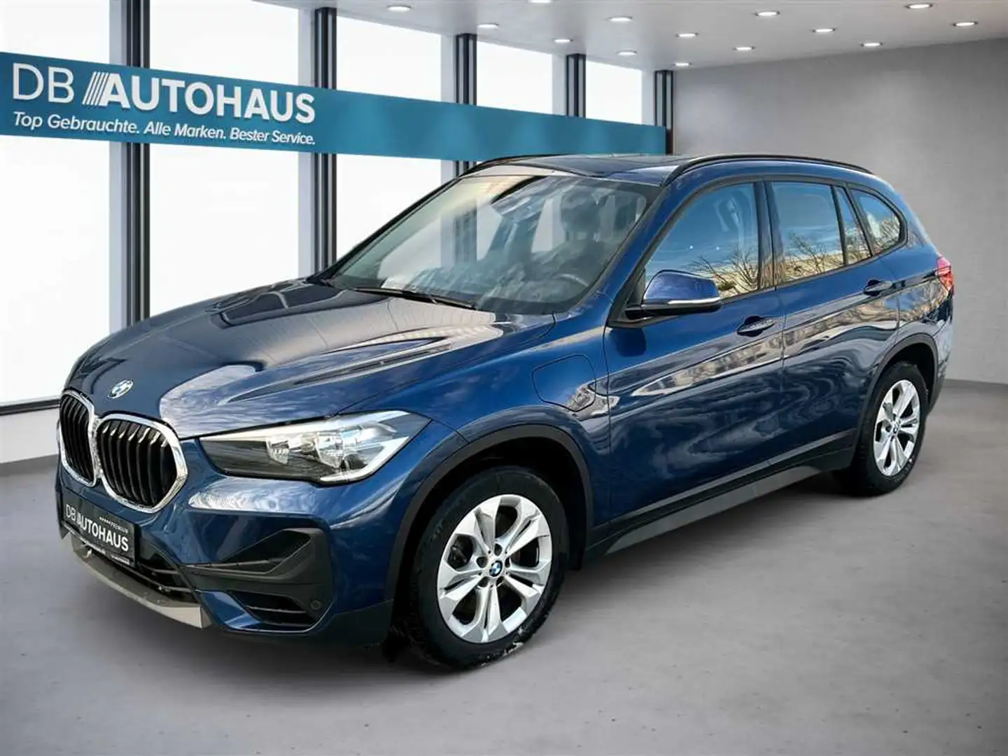 BMW X1 xDrive 25e Advantage Steptronic Bleu - 1
