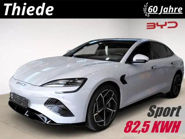 Byd SEAL RWD DESIGN 82,5 KWH NAVI/LED/360°/SPORT/DAB