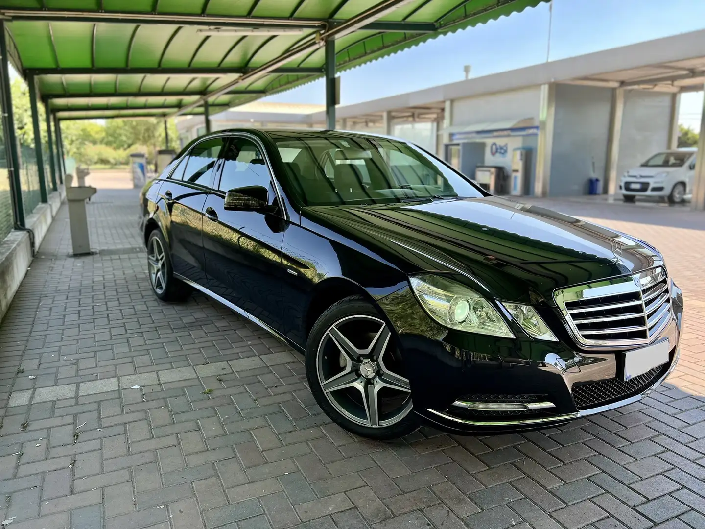 Mercedes-Benz E 200 cdi Elegance - 1