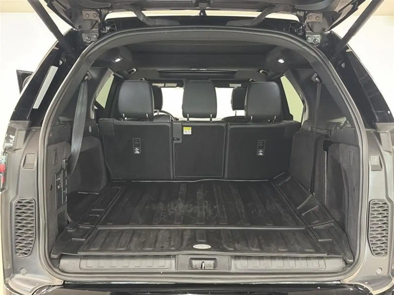 Land Rover Discovery снимка Land Rover Discovery