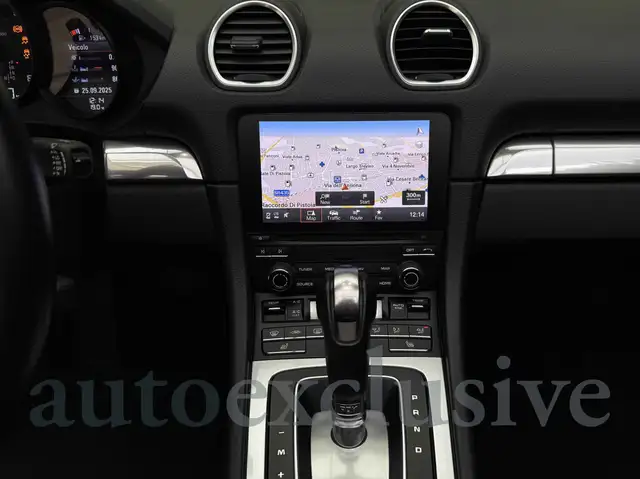 Porsche 718 Boxster view 12