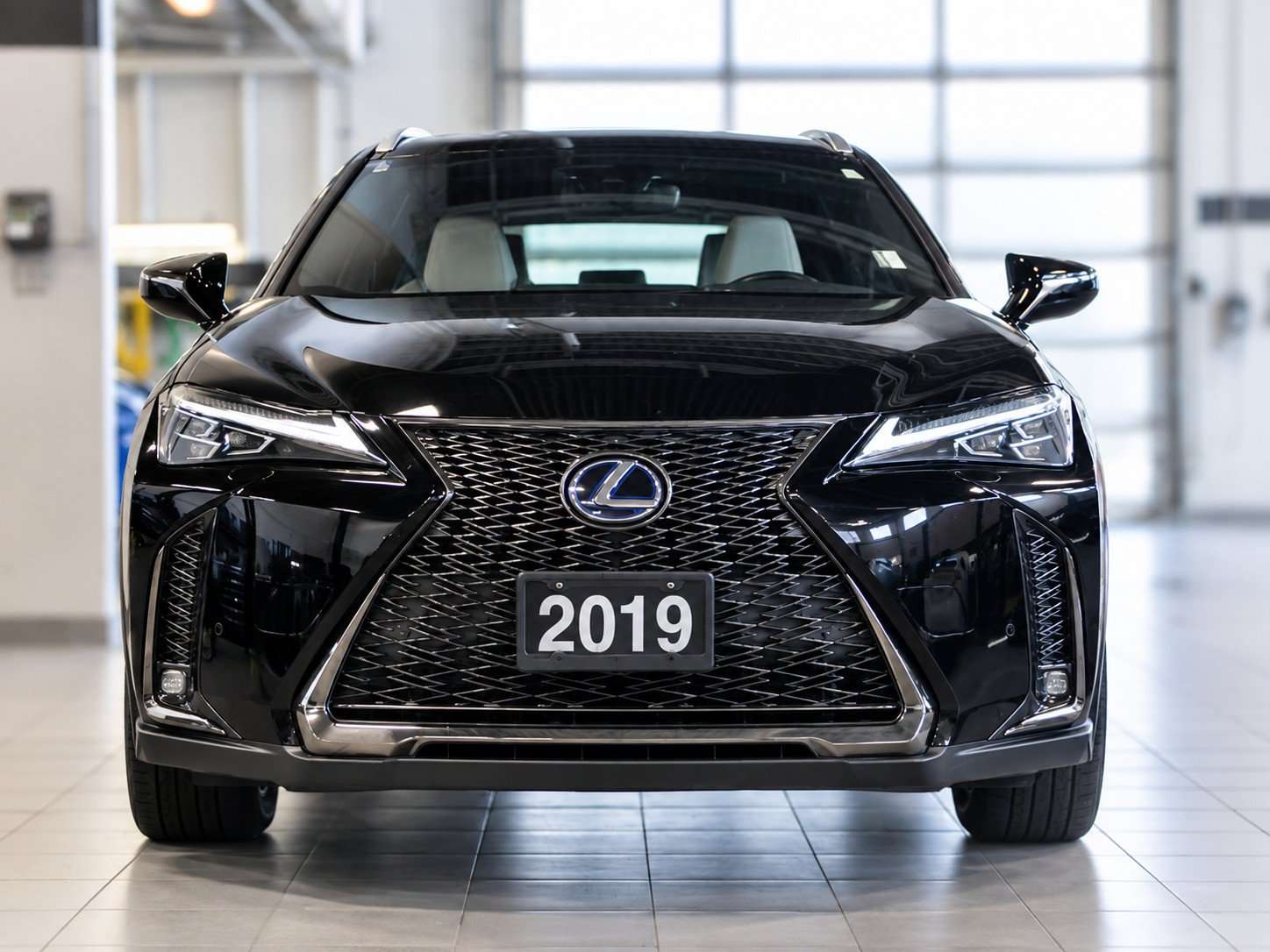 2019 Lexus UX F Sport Series 2 — photo 5
