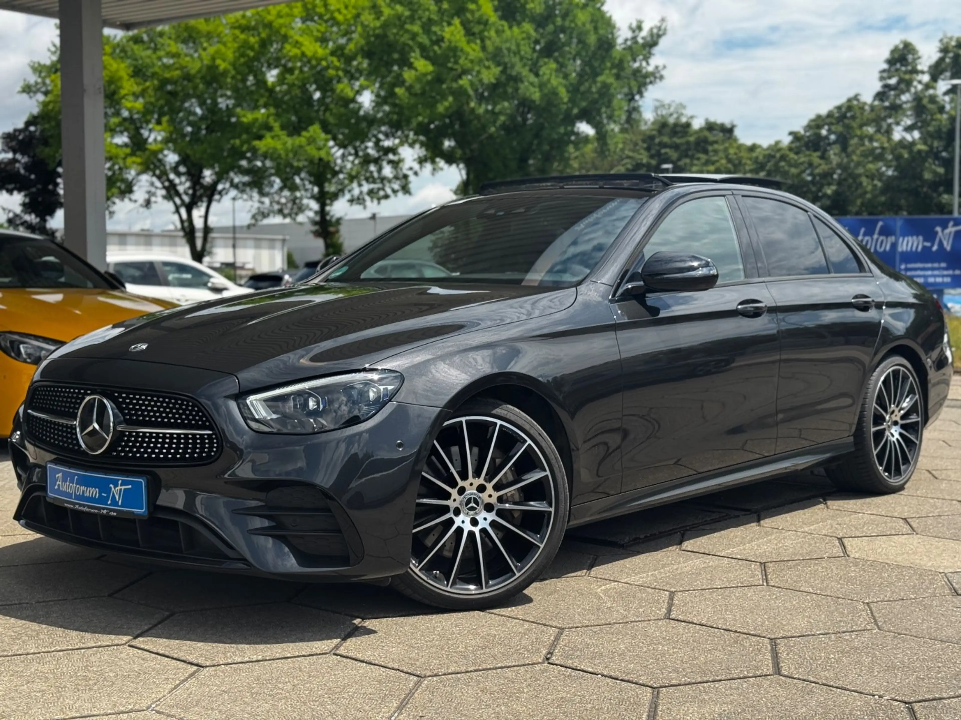 Mercedes-Benz E 400 d AMG 4MATIC/PANO/HUD/MULTIBEAM/STANDHZG — photo 5