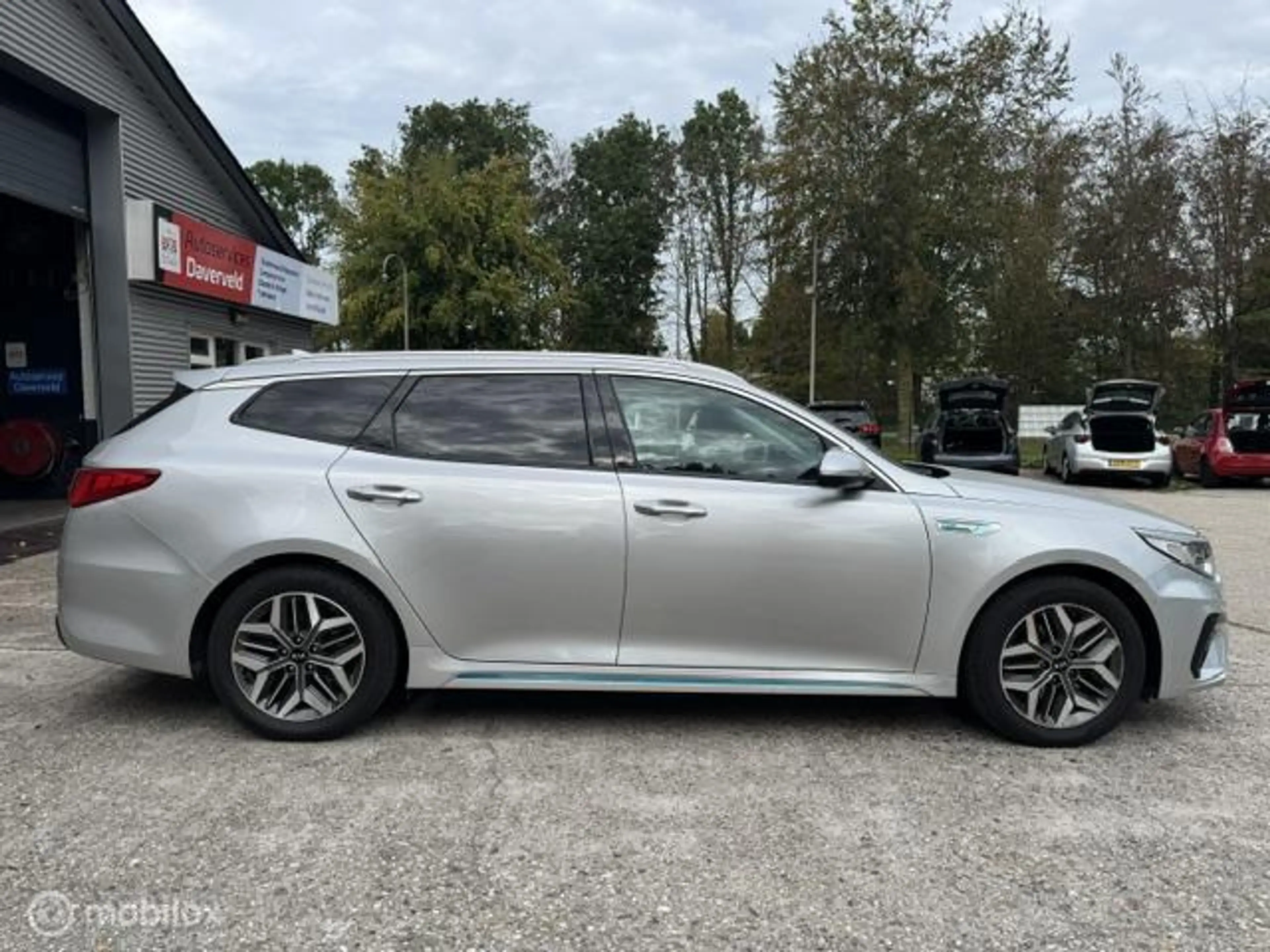 Kia Optima Sportswagon 2.0 GDI PHEV ExecutiveLine — photo 4