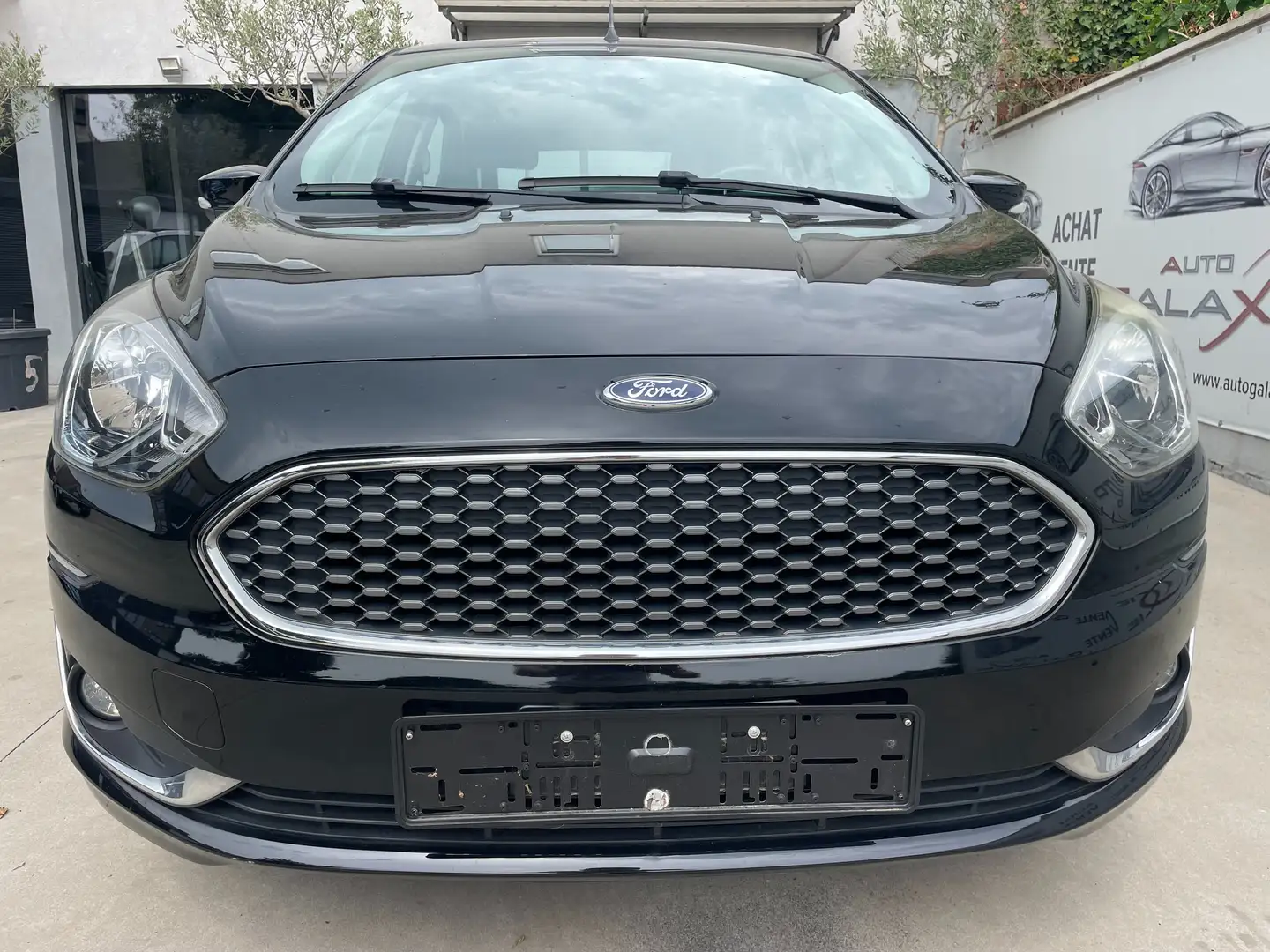 Ford Ka/Ka+ Ka+ 1.2i Essential (EU6.2) Noir - 2