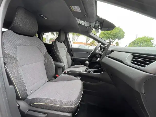 Renault Captur view 15