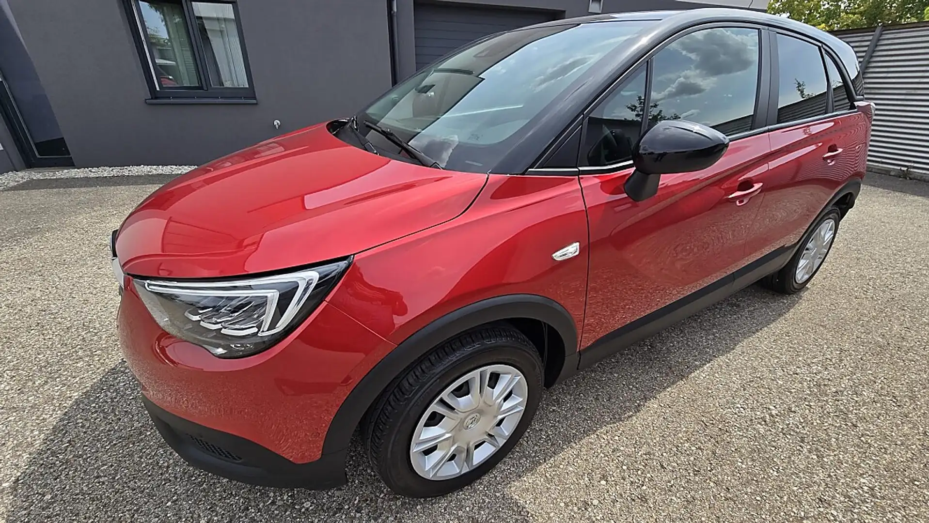 Opel Crossland X 1.2 Turbo Edition (EURO 6d) Rot - 1