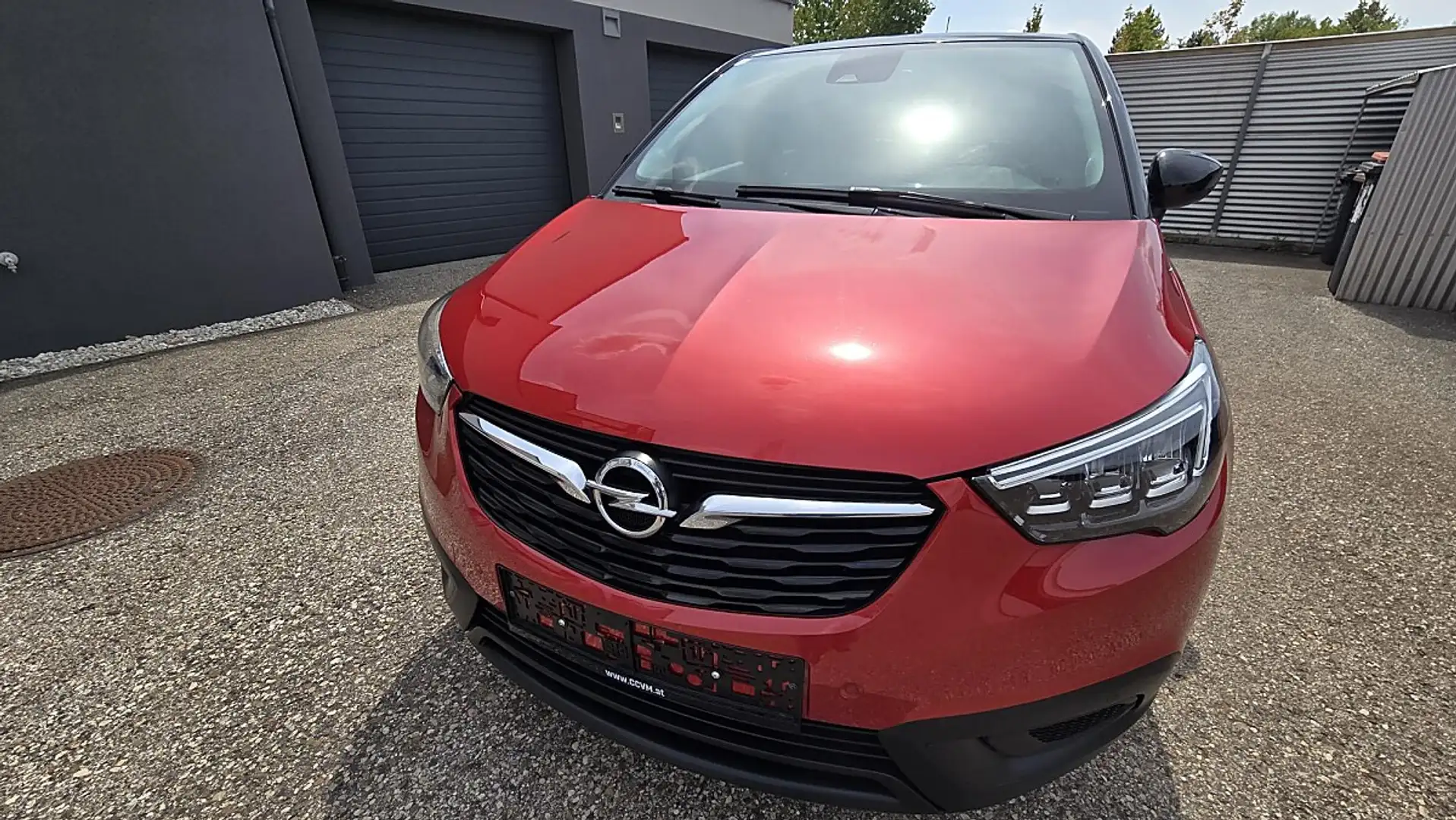 Opel Crossland X 1.2 Turbo Edition (EURO 6d) Rot - 2