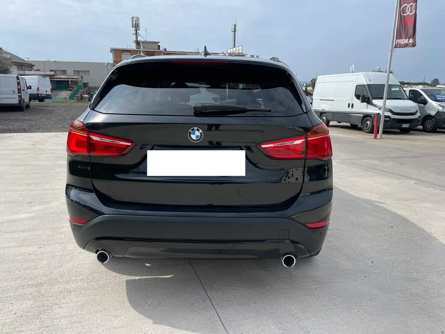 BMW X1 sDrive18d xLine Nero - 2