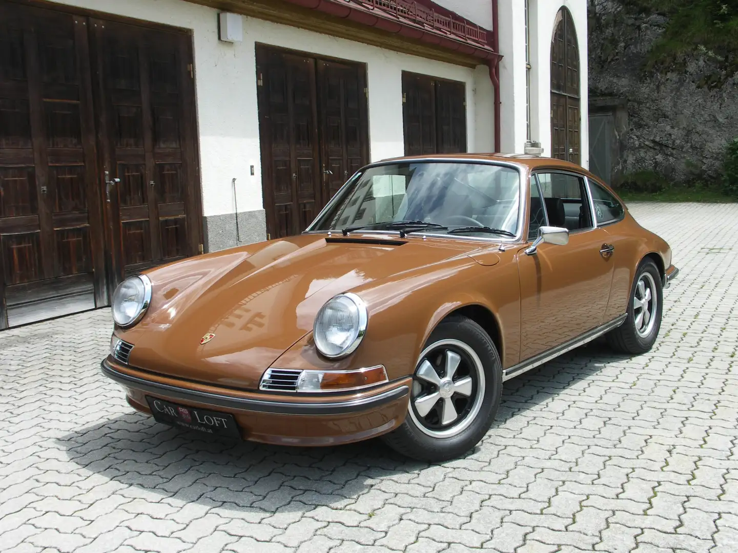 Porsche 911 T 2.4 Ölklappe Braun - 1