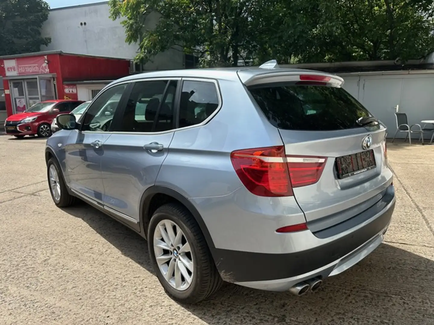 BMW X3 xDrive30d xLine Head Up Kamera Leder AHK Argent - 2