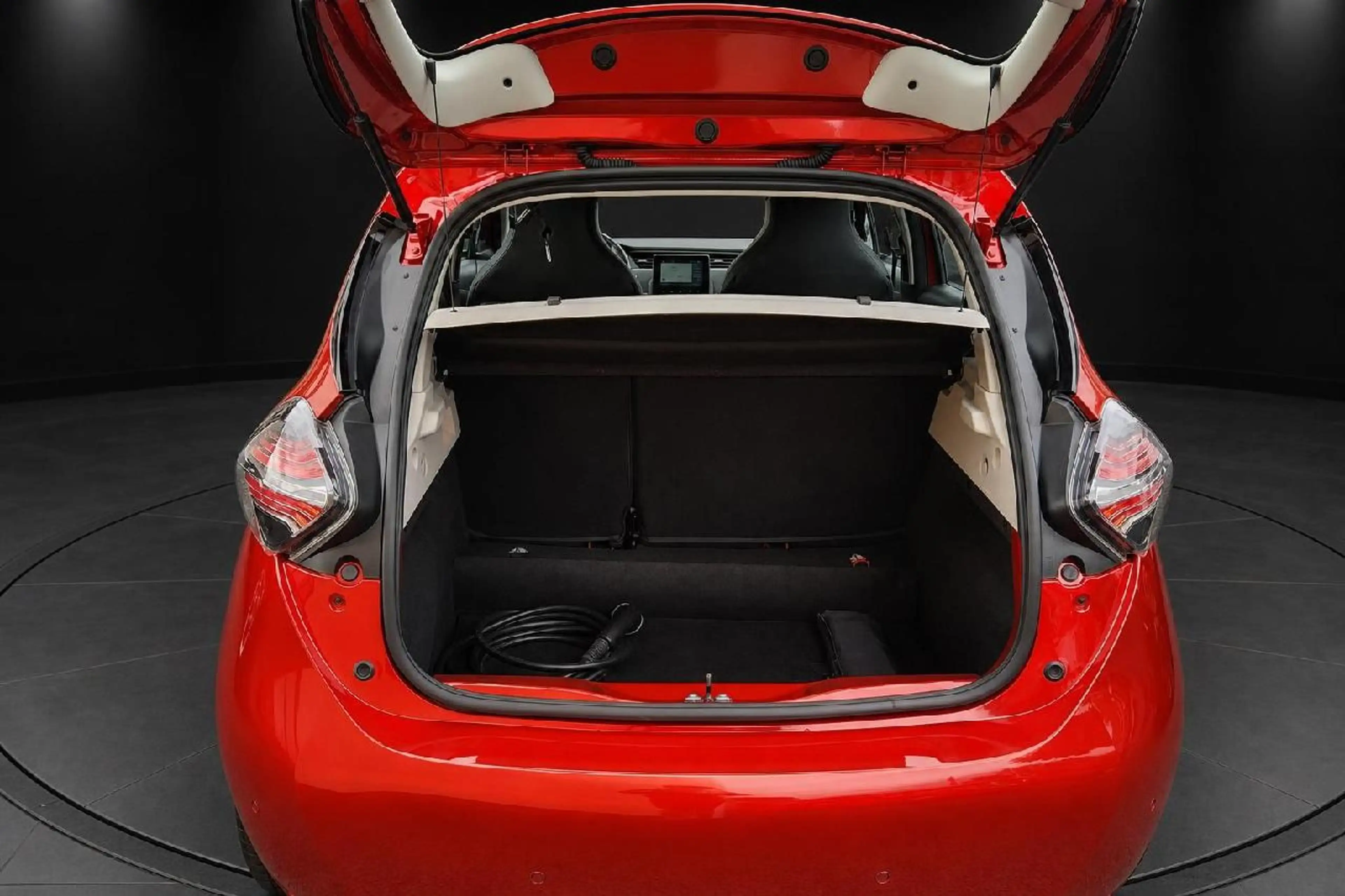 Renault ZOE R135 Intens — photo 6