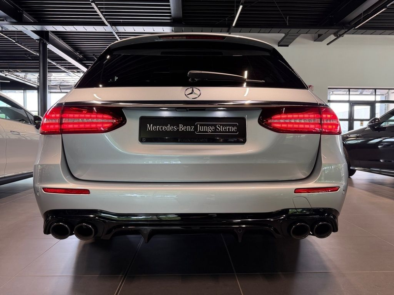 Mercedes-Benz E 53 AMG AMG E 53 4M+ T PANO+HUD+BURMESTER+AHK — photo 10