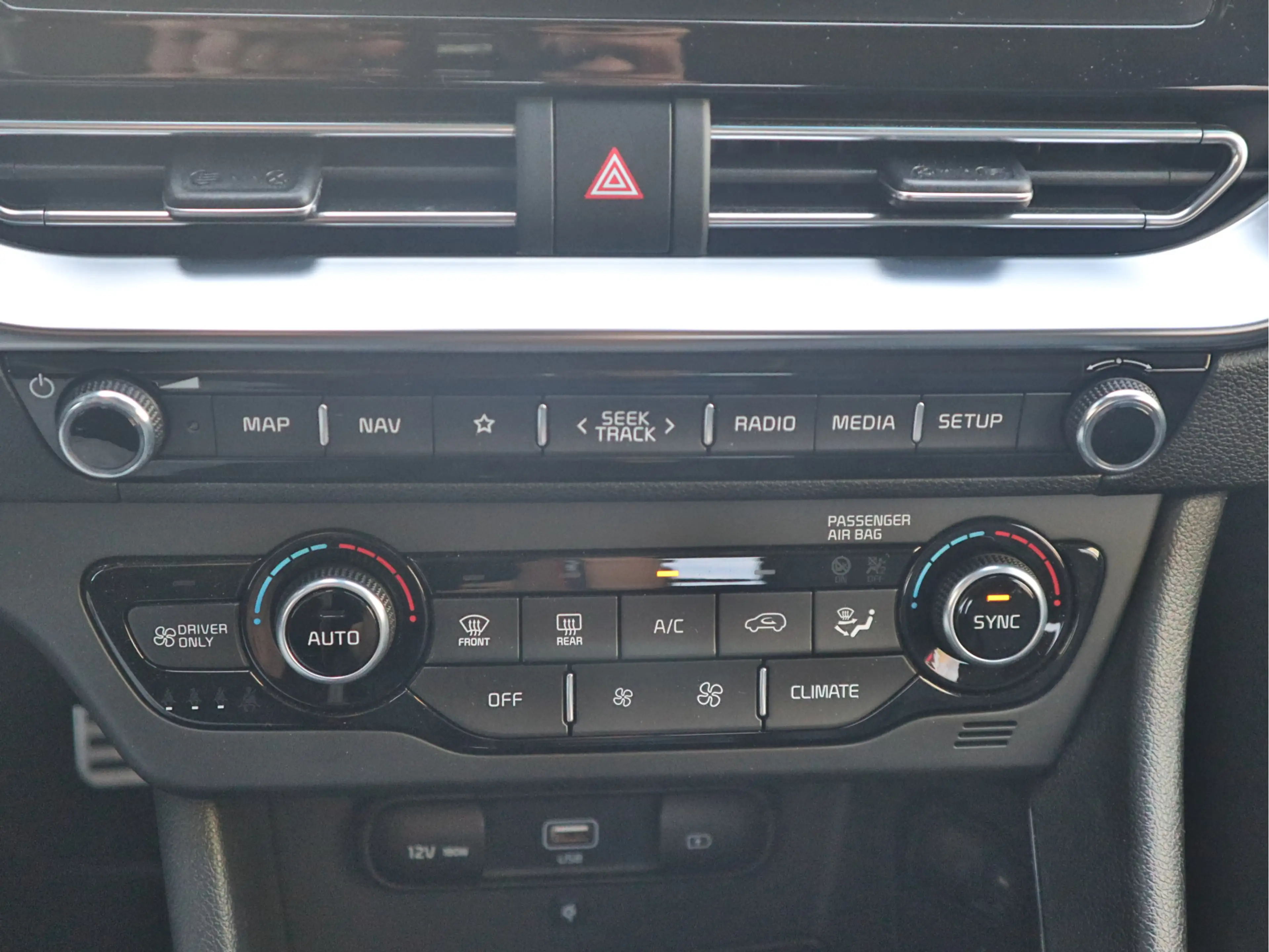 Kia Niro 1.6 GDi PHEV Plug-In-Hybrid ExecutiveLine 26.963km — photo 27