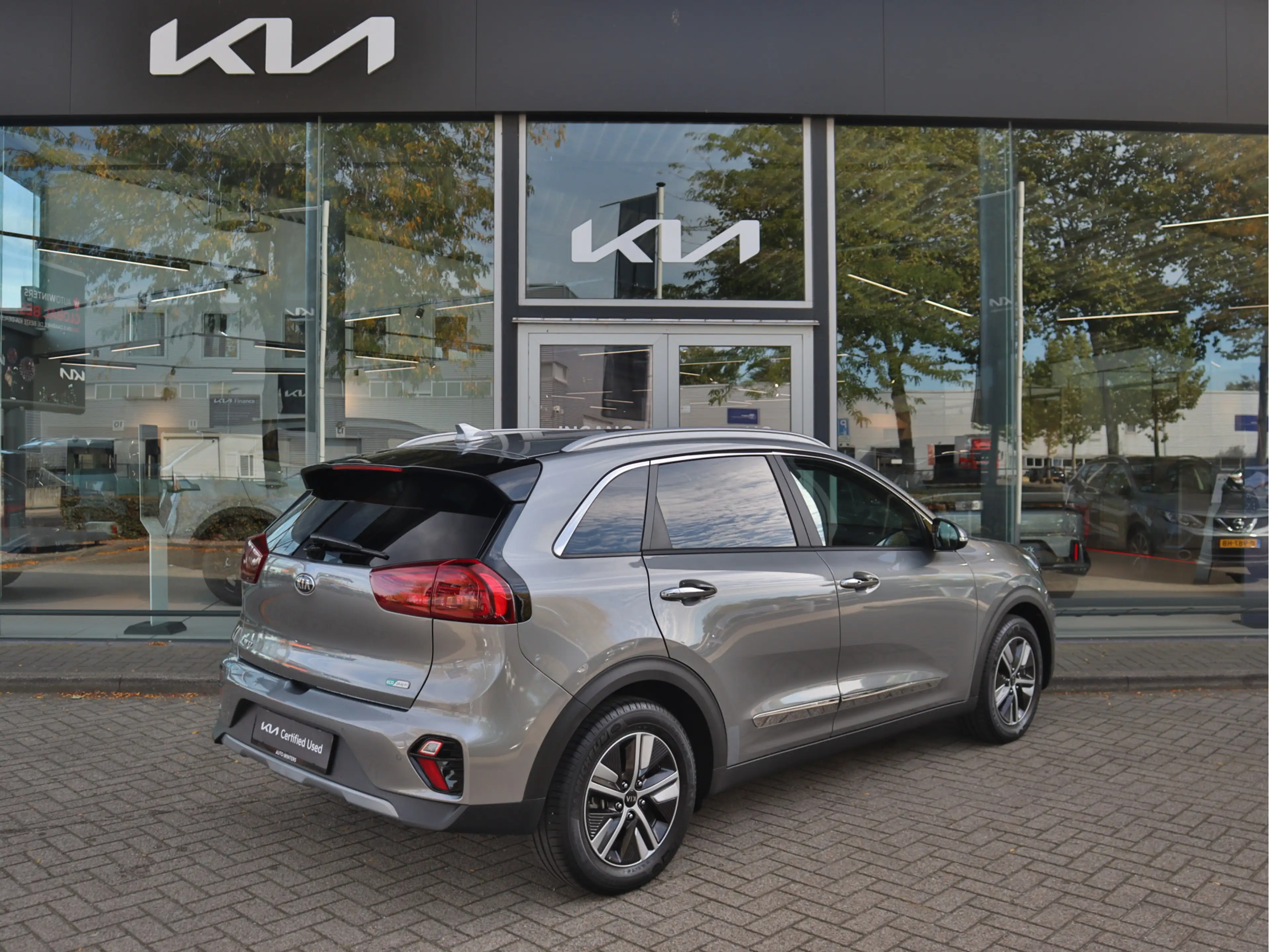 Kia Niro 1.6 GDi PHEV Plug-In-Hybrid ExecutiveLine 26.963km — photo 4