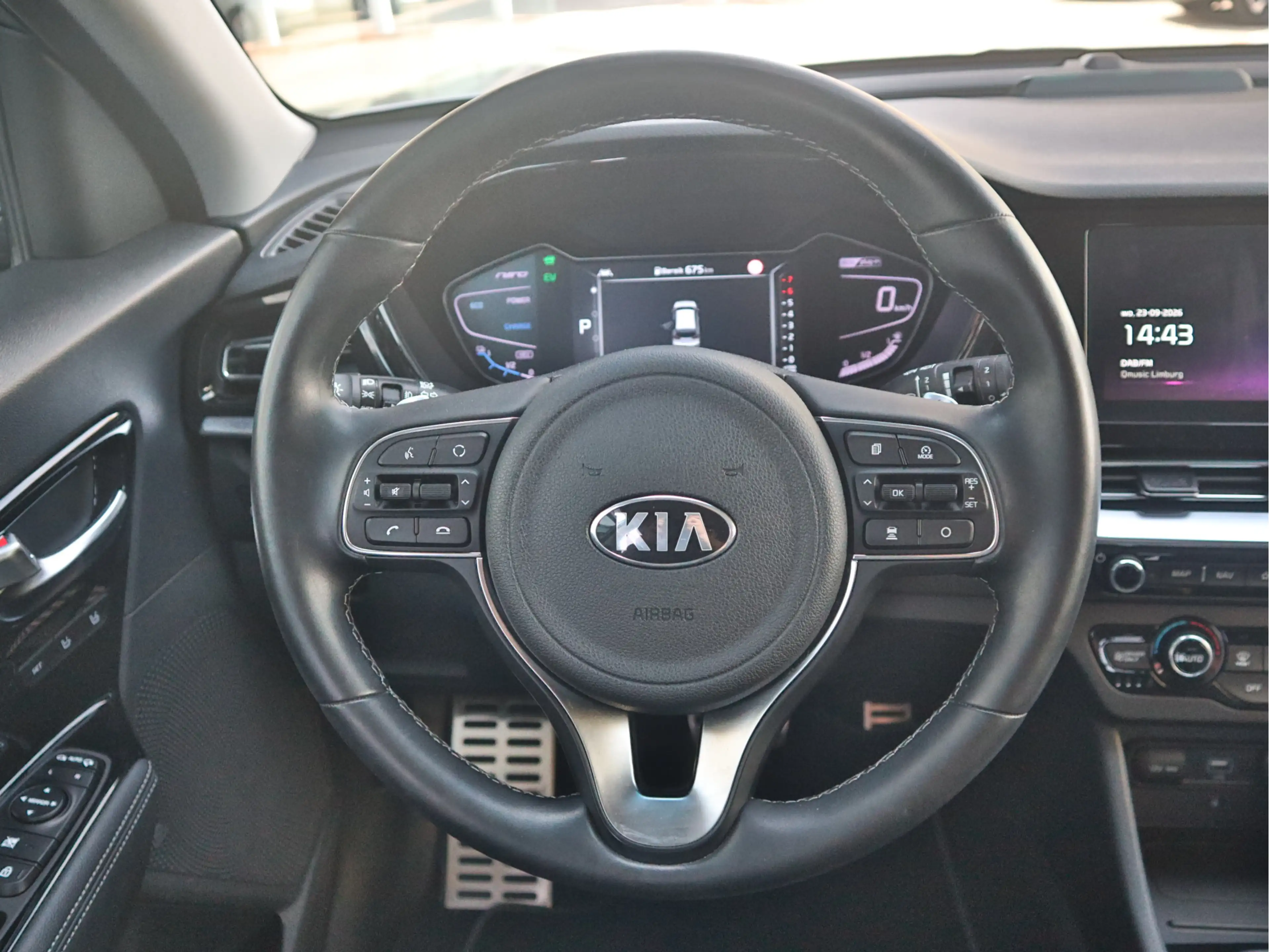 Kia Niro 1.6 GDi PHEV Plug-In-Hybrid ExecutiveLine 26.963km — photo 12