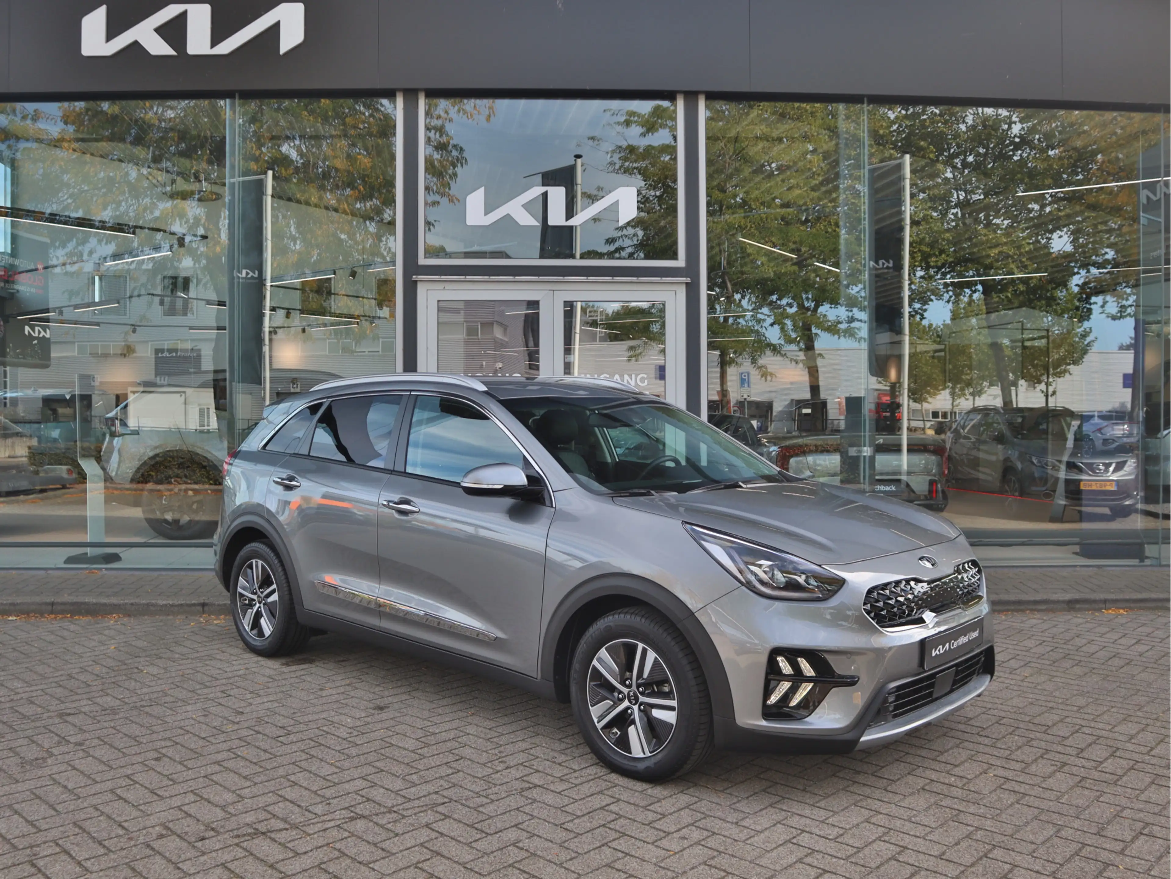 Kia Niro 1.6 GDi PHEV Plug-In-Hybrid ExecutiveLine 26.963km — photo 6
