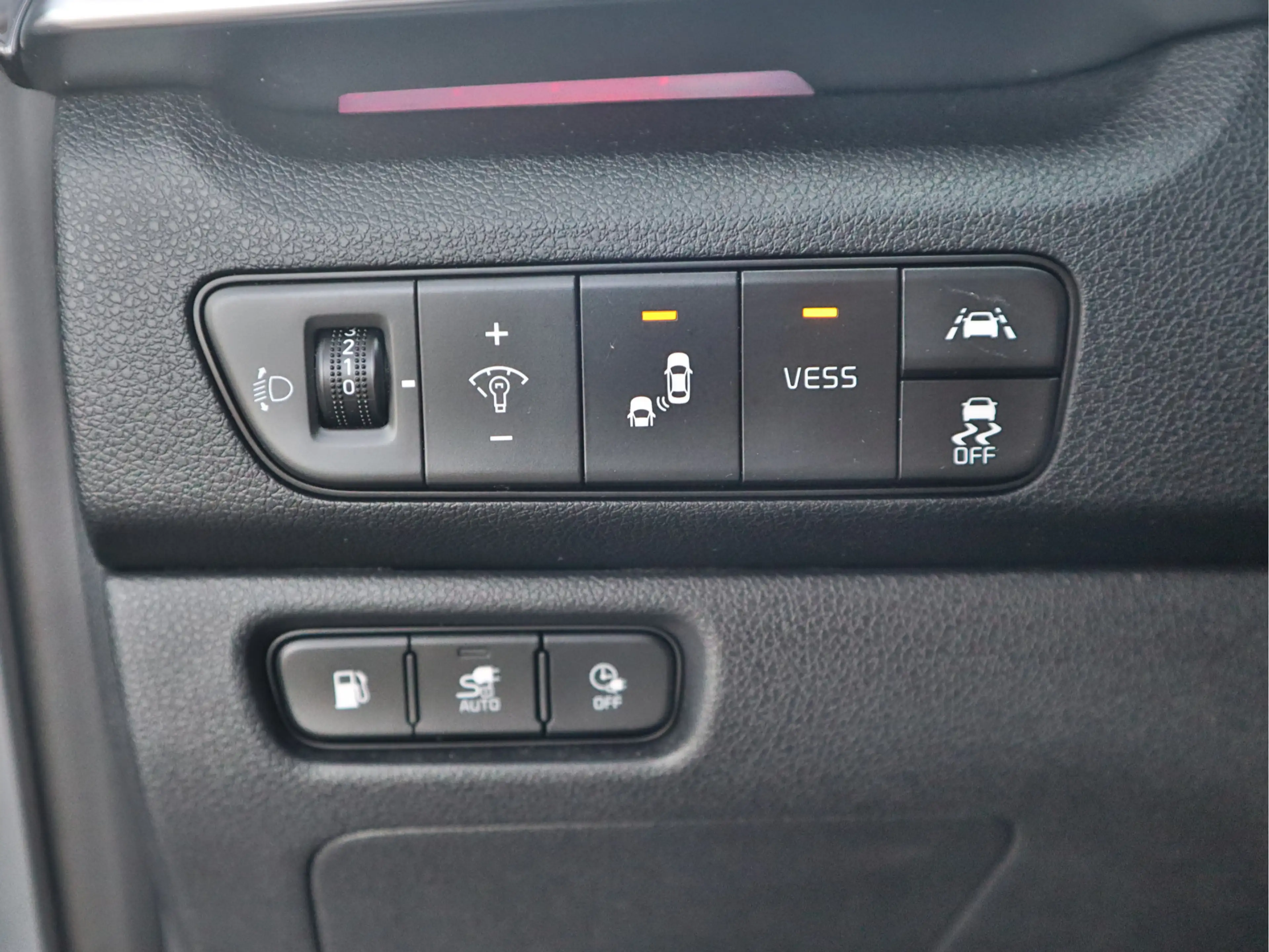 Kia Niro 1.6 GDi PHEV Plug-In-Hybrid ExecutiveLine 26.963km — photo 30