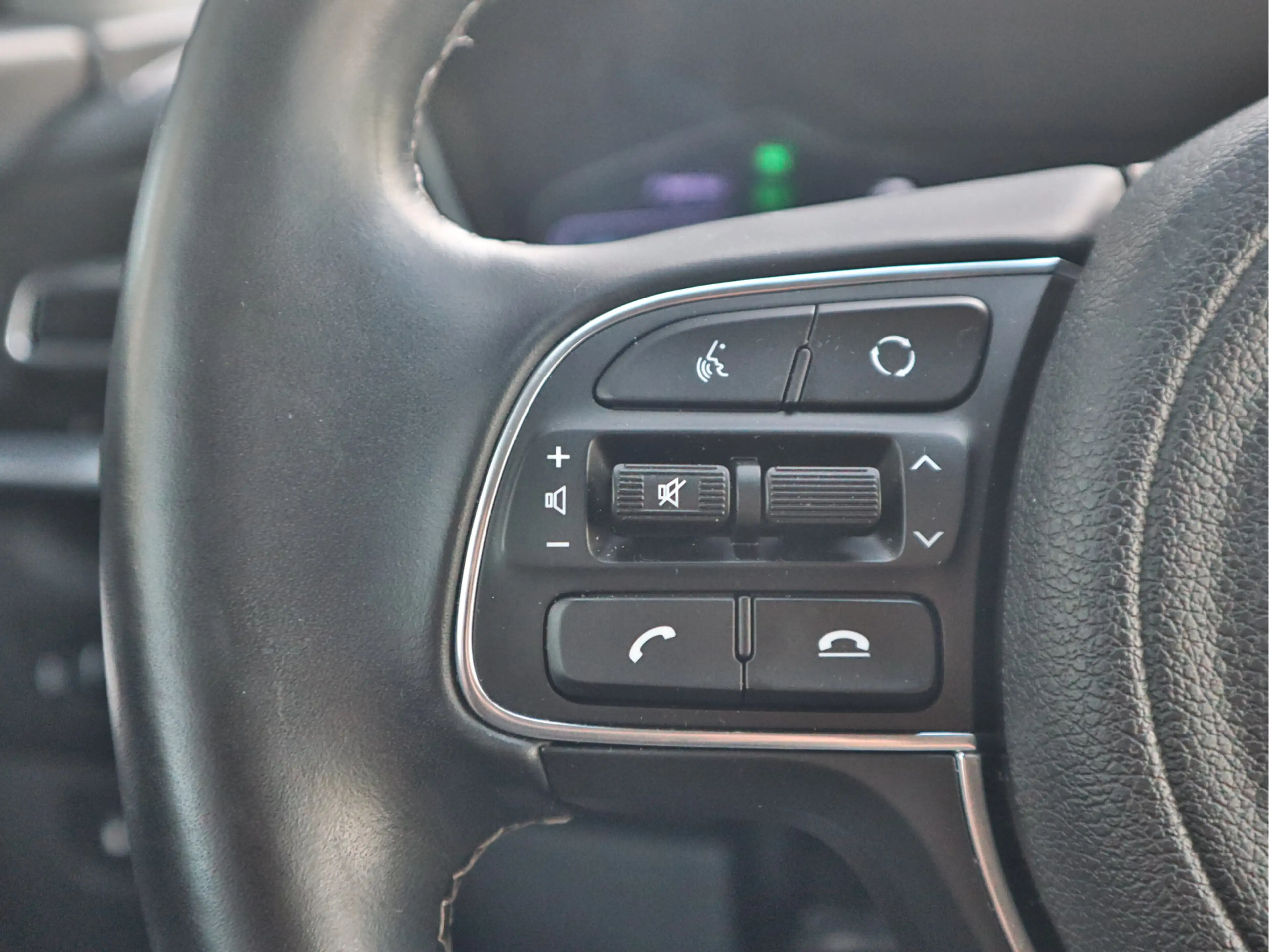 Kia Niro 1.6 GDi PHEV Plug-In-Hybrid ExecutiveLine 26.963km — photo 14