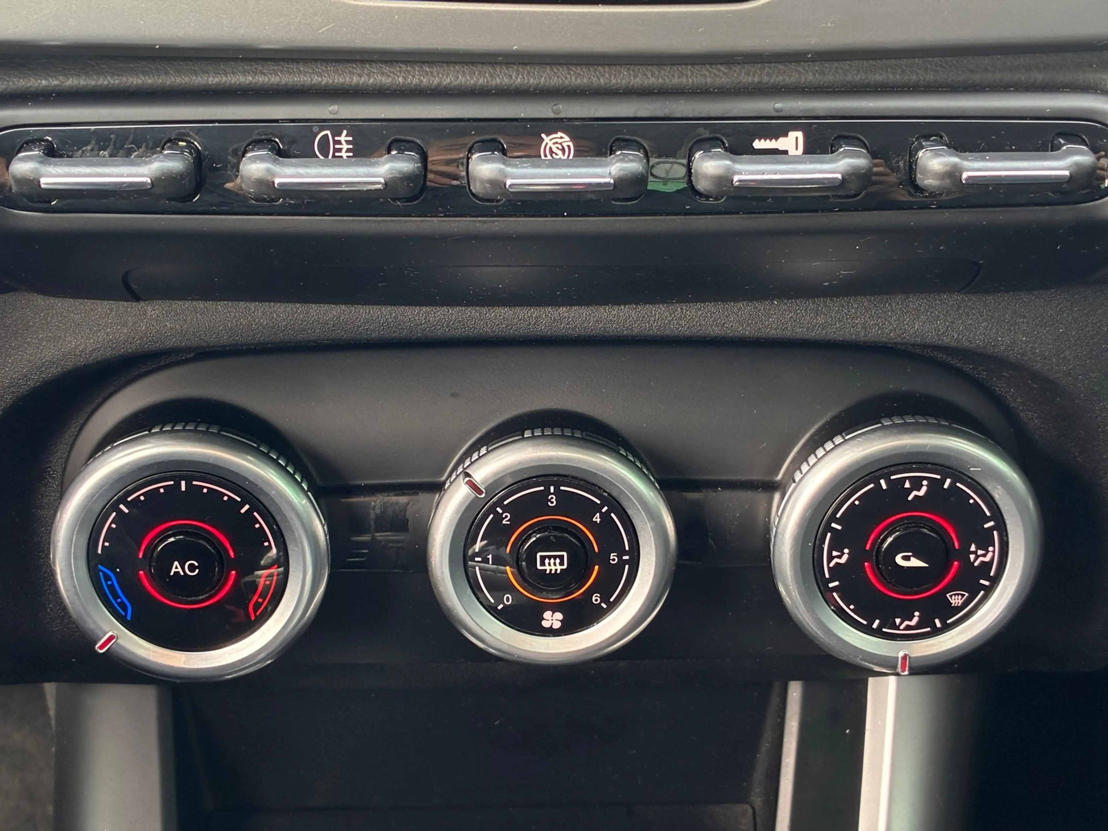Alfa Romeo Giulietta 1.4 T Progression|CruiseControl|Airco|Elektr.ramen — photo 14