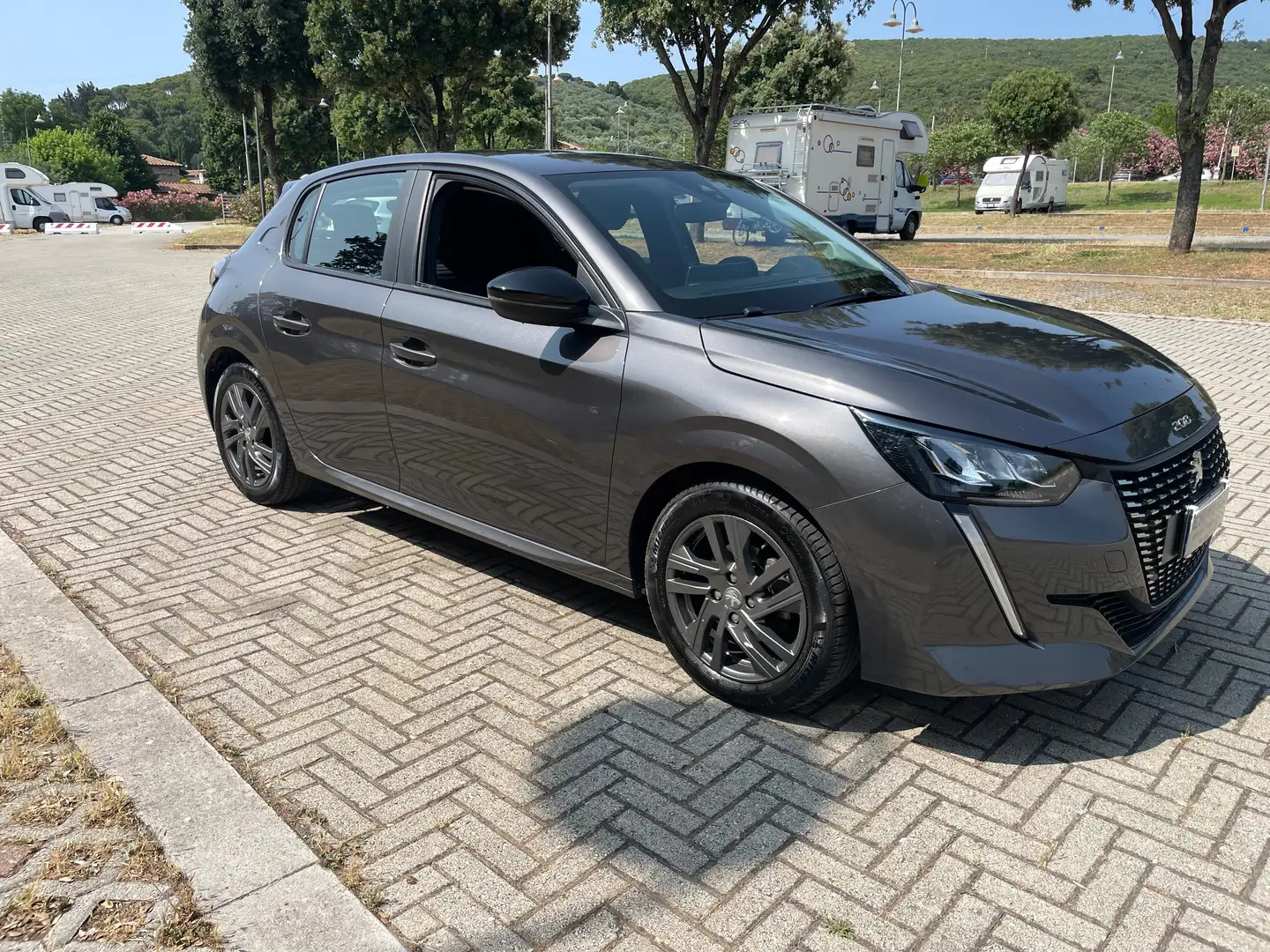Peugeot 208 208 1.2 puretech Active Pack s Gris - 2