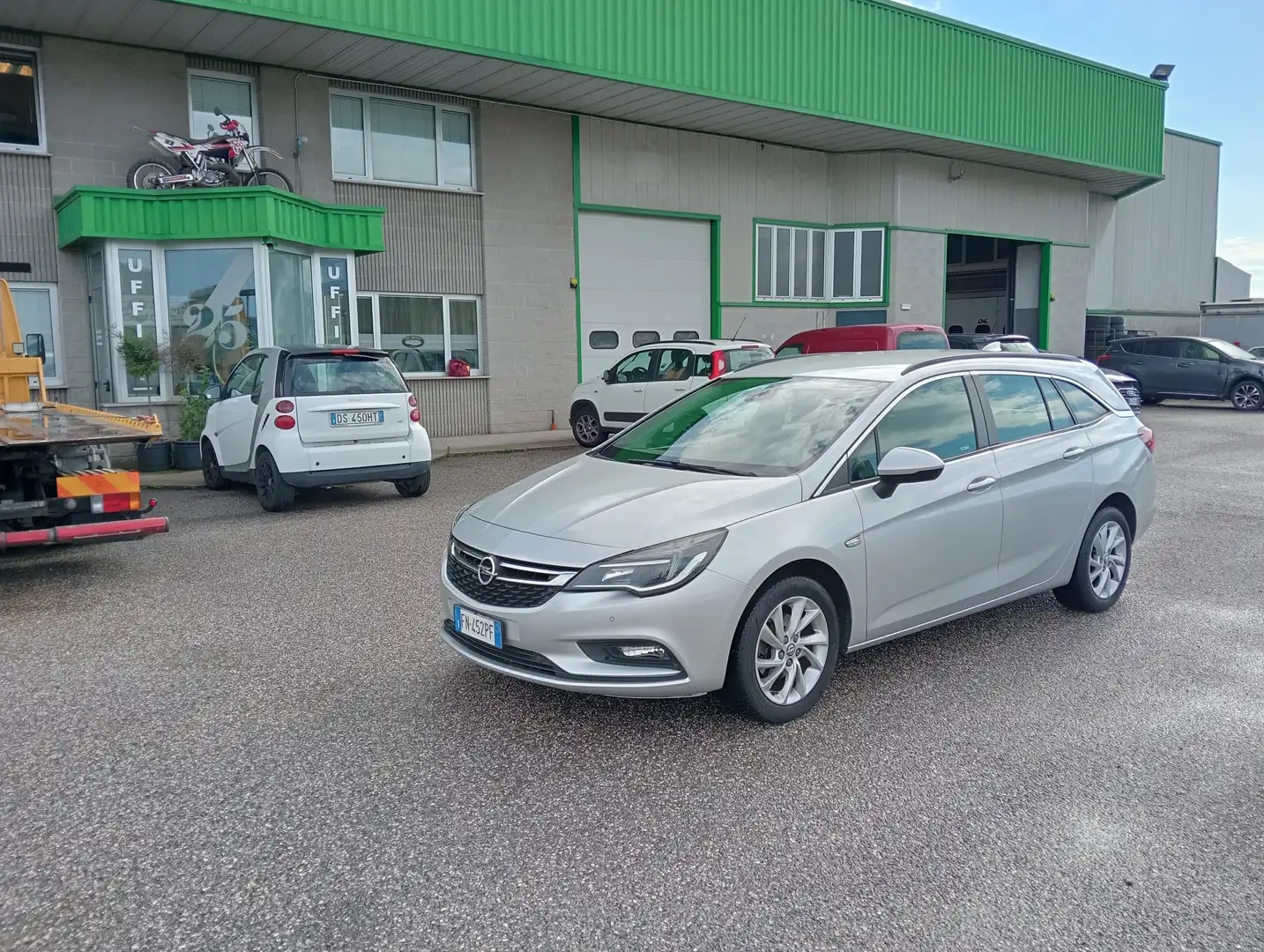 Opel Astra Sports Tourer 1.6cdti 110cv Business Argento - 1